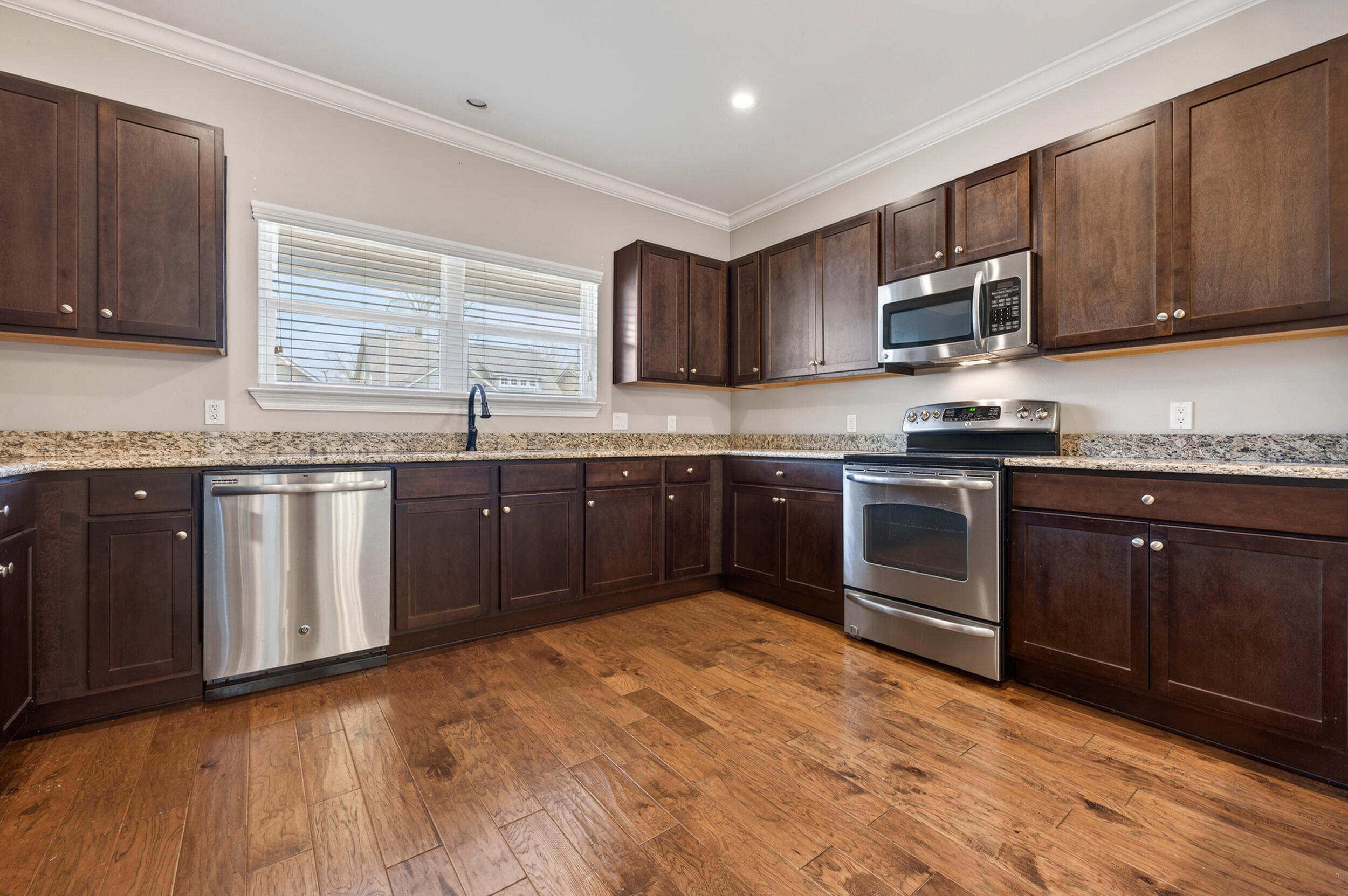 Arrowhead Way - Residential