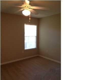 CREEKSIDE 6 - Residential Lease