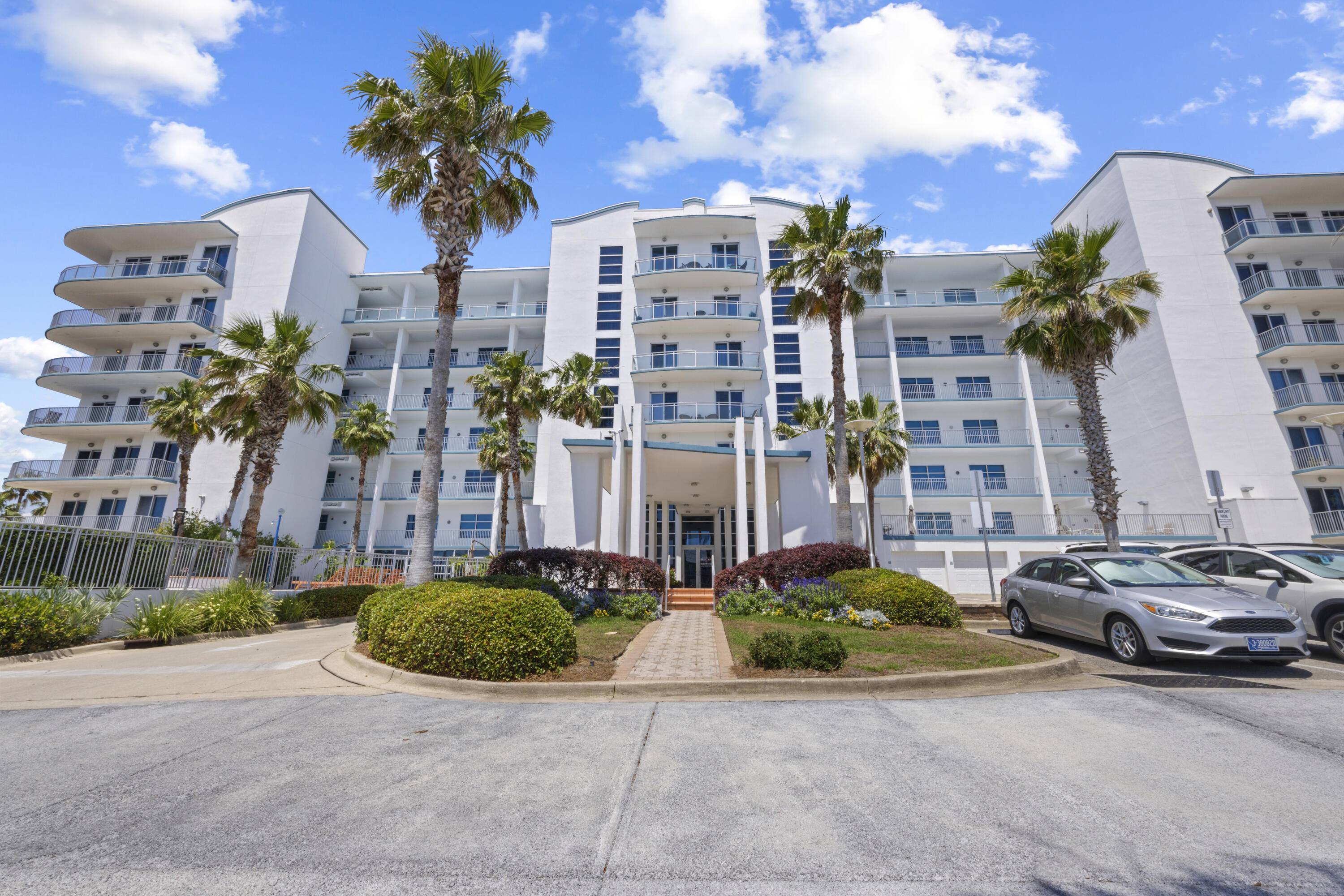 TAKINING BACK UP OFFERS!!! 72 HR KICK OUT !!!Stunning Harbor-View Condo with Modern AmenitiesDiscover coastal living in this 2-bedroom, 2-bath condo in the prestigious Harbor Lights gated community in Destin Harbor. Enjoy breathtaking water views, spacious bedrooms, updated bathrooms, and plantation shutters. The open-concept living area features updated cabinets, stainless steel appliances, and granite countertops. Relax on your private balcony with serene harbor views.Amenities include a community room with a pool table and foosball table, a community pool, saunas, and a fully-equipped fitness center. This no short-term rental building ensures a peaceful environment. Take the water taxi to local restaurants and nightlife. Too many updates to mention - a must see!