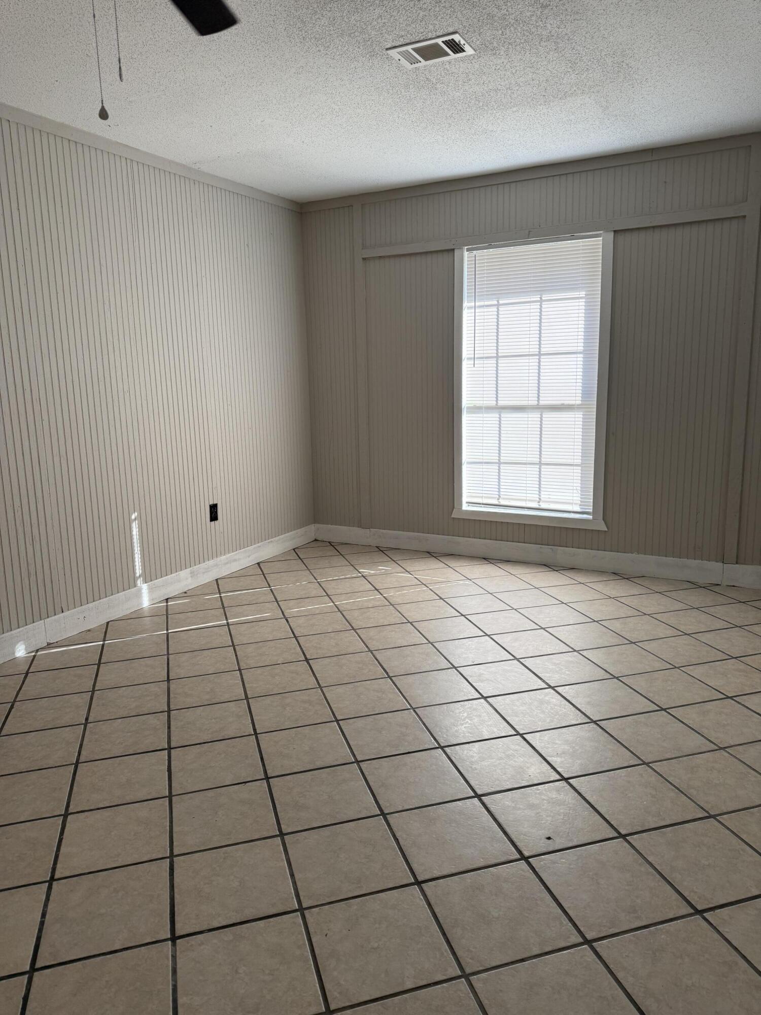 EDNEY ADD - Residential Lease