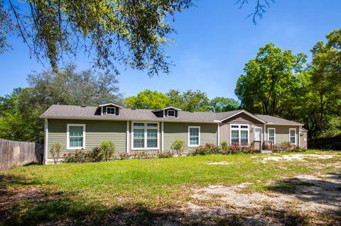 748 Phillips Drive Freeport FL 32439