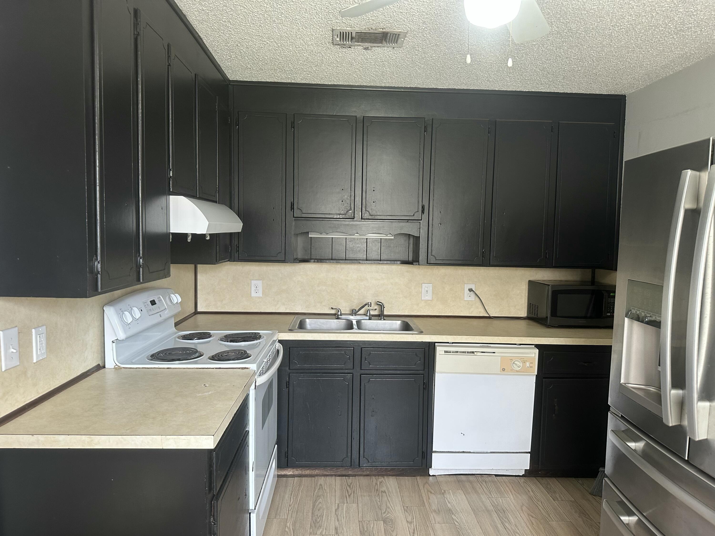 BEACH HAVEN PLAT - Residential Lease