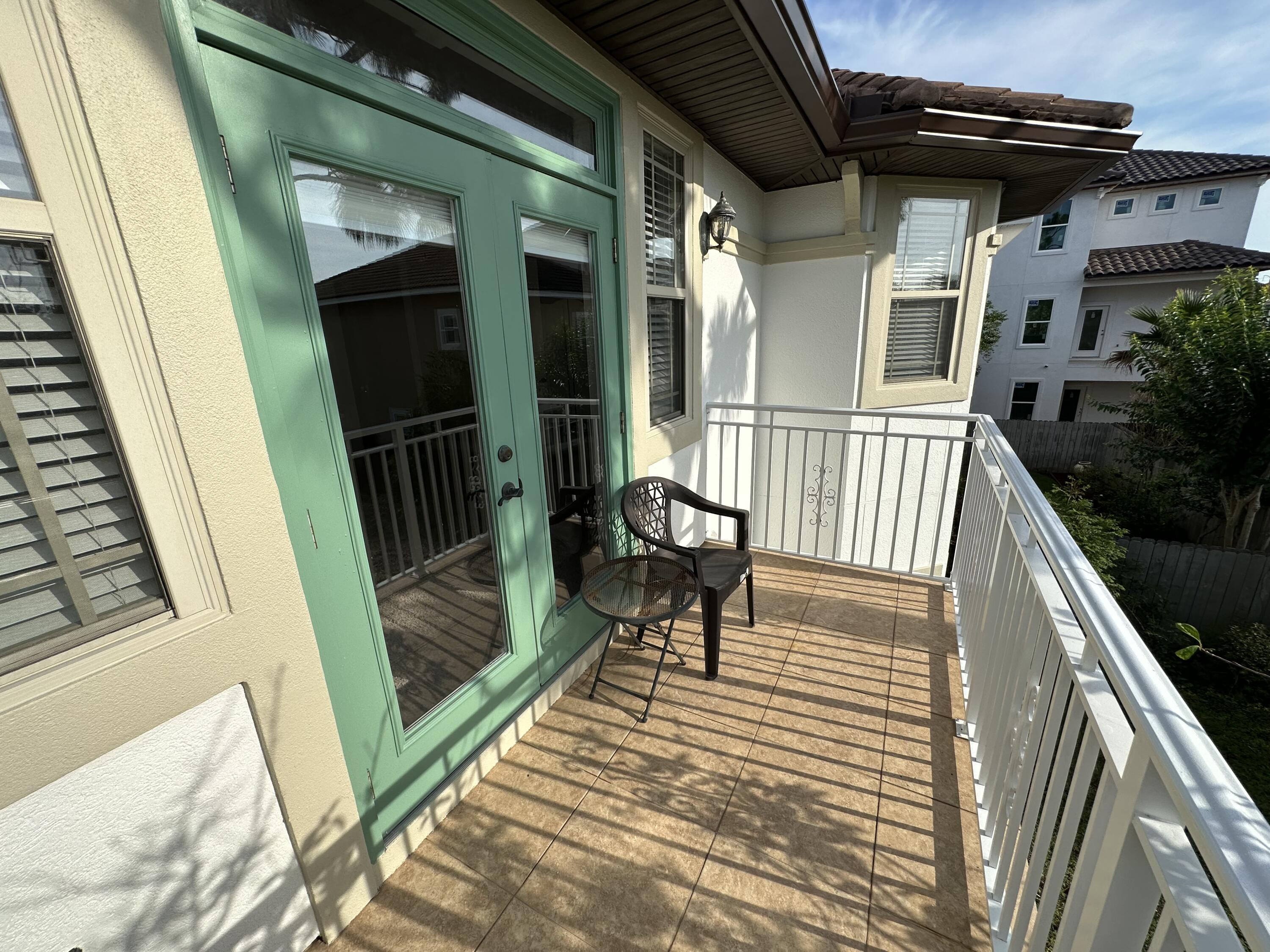 CALUSA BAY S/D - Residential Lease