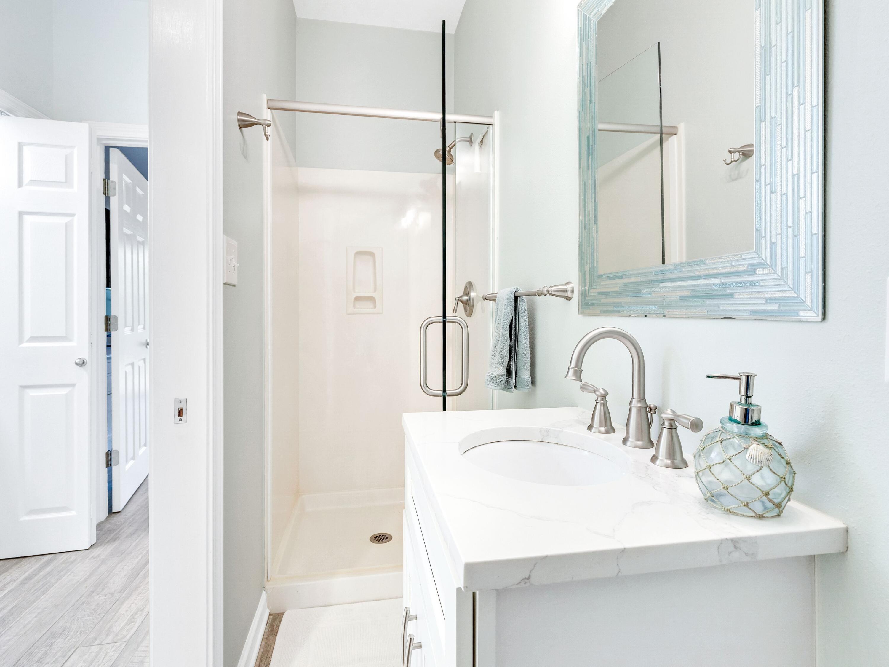 SPYGLASS T/H - Residential