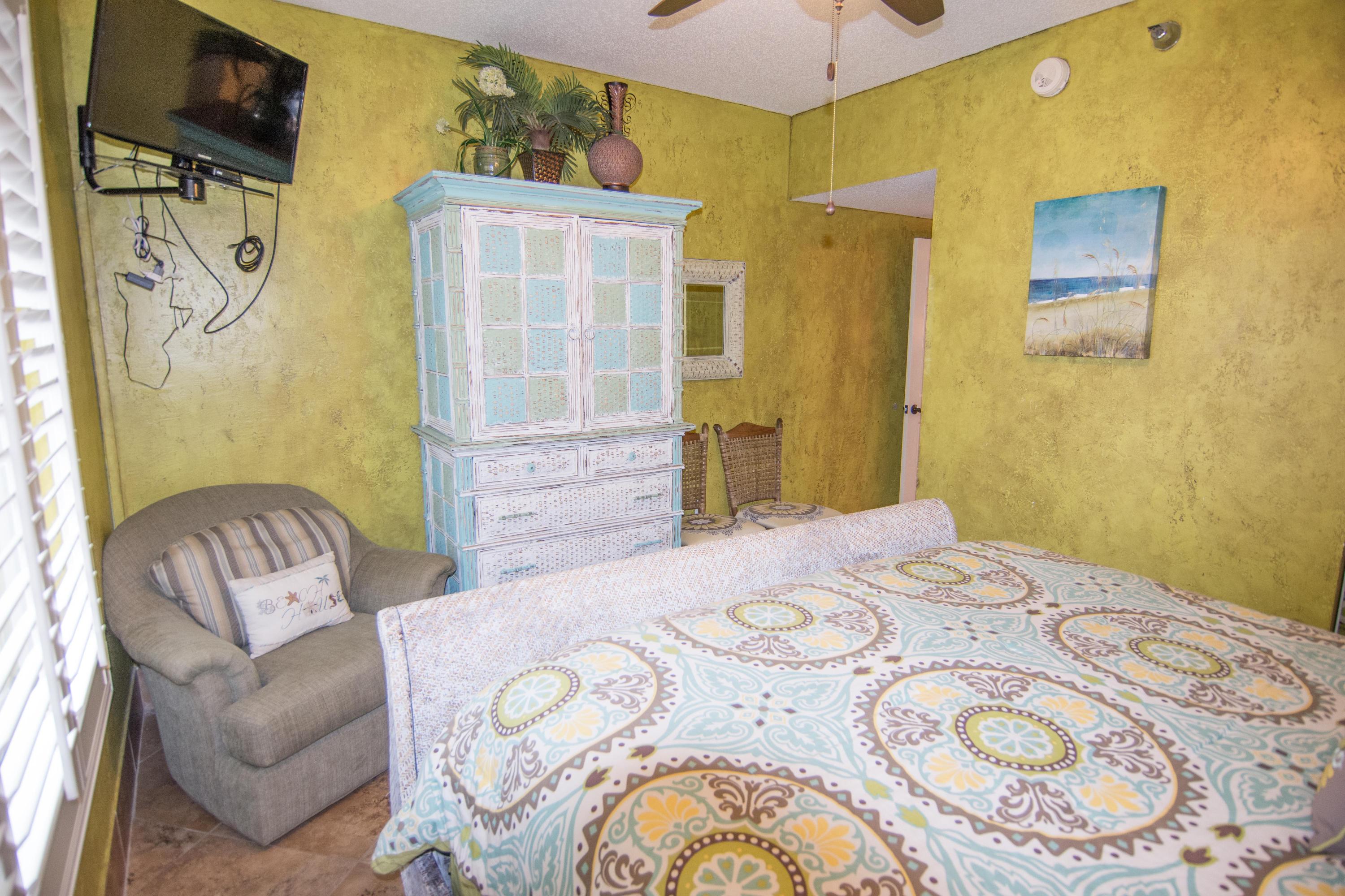 JADE EAST TOWERS CONDO - Residential