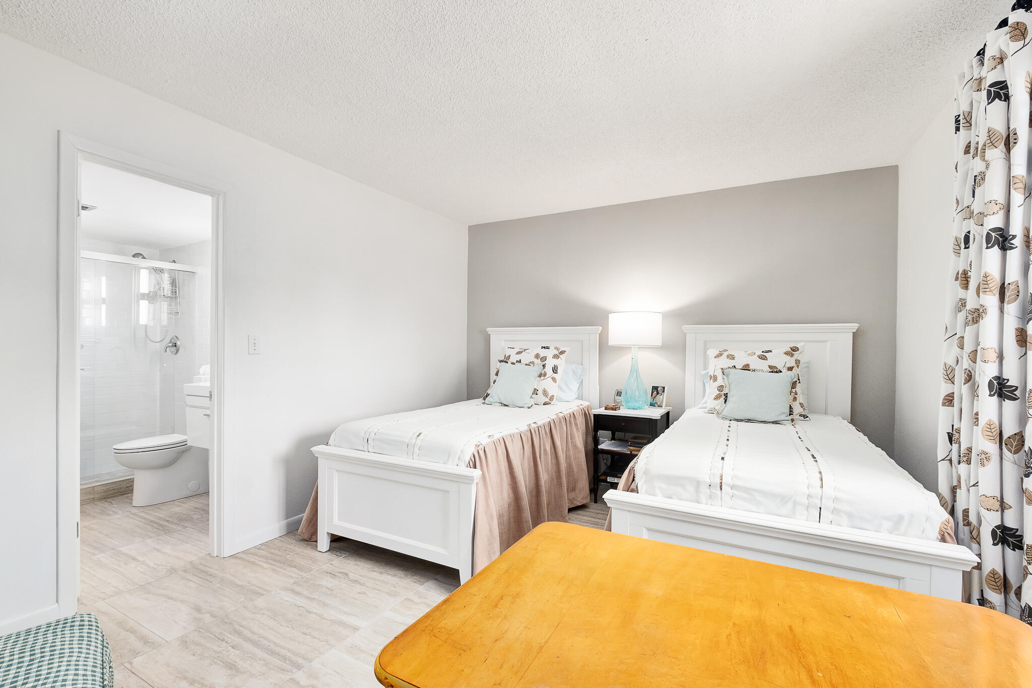 SAND CLIFFS CONDO - Residential