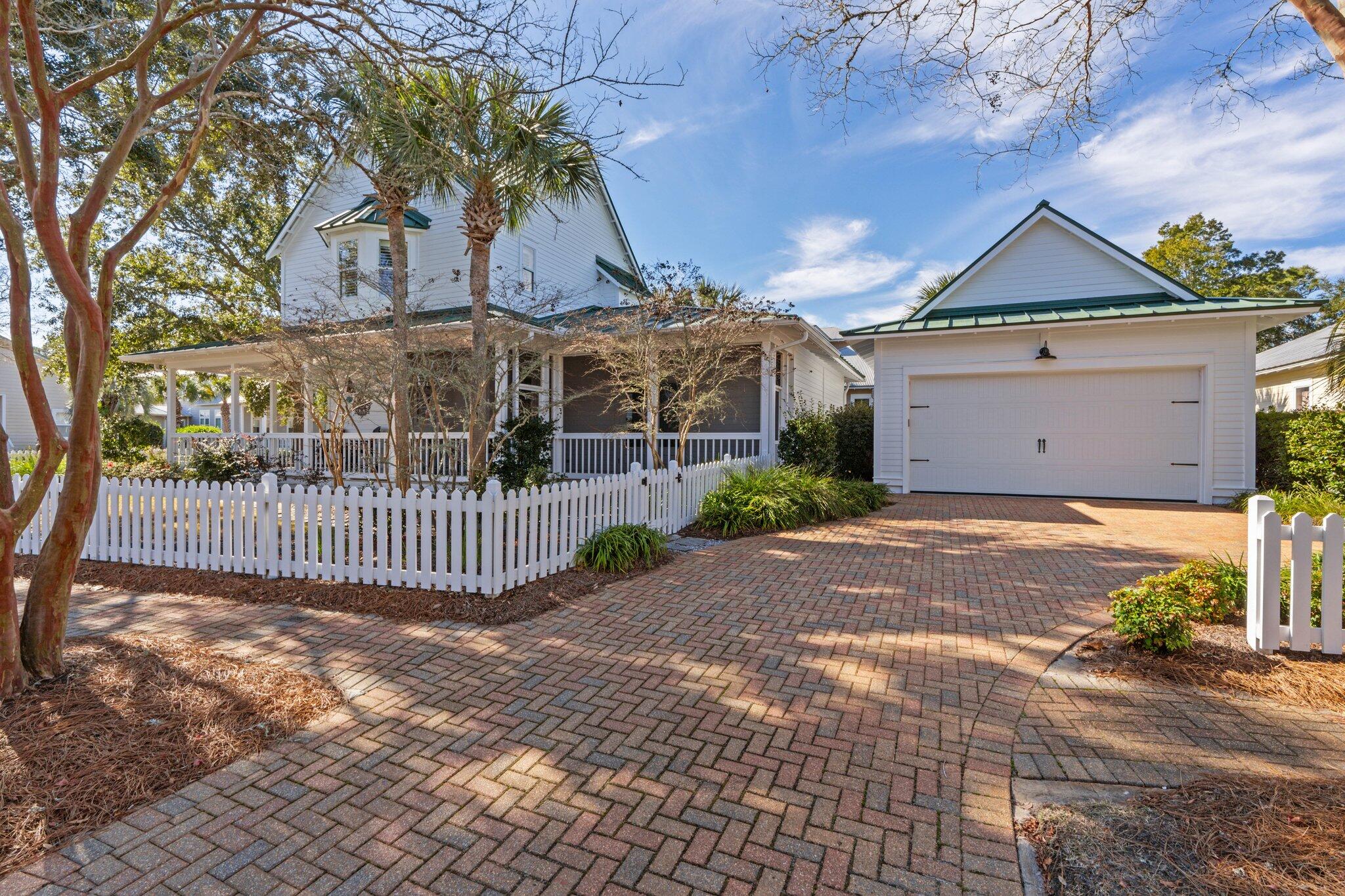 CRYSTAL LAKE AT SANDESTIN - Residential