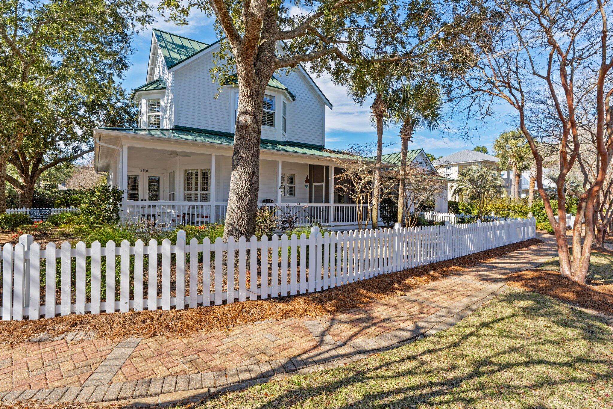 CRYSTAL LAKE AT SANDESTIN - Residential