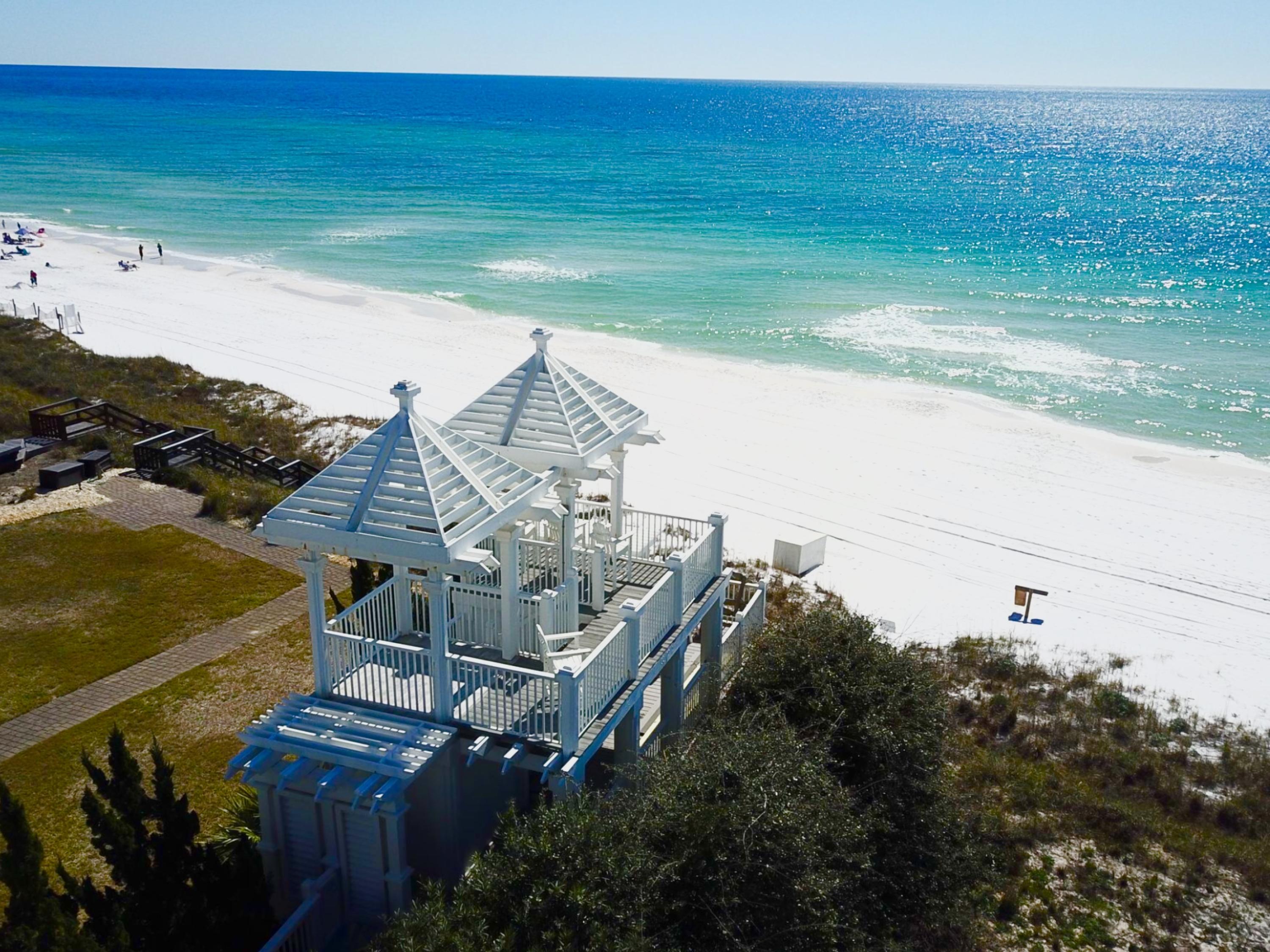 VILLAGE OF WHITE CLIFFS THE - Residential
