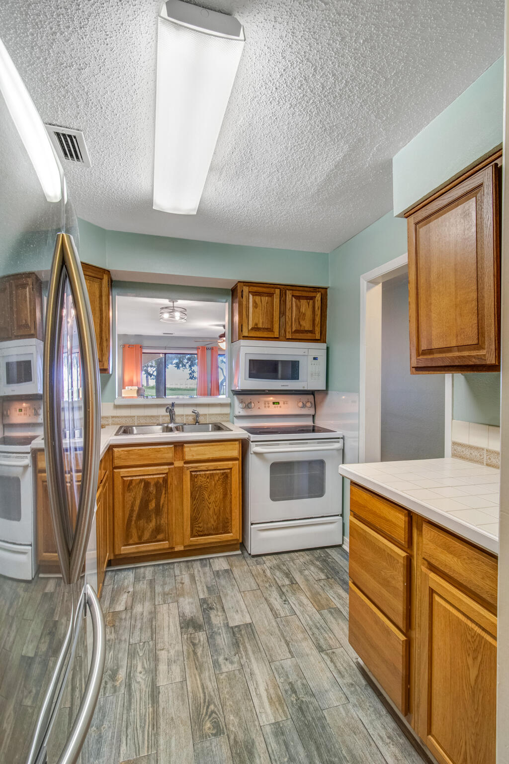 SAFE HARBOUR VILLAGE CONDO - Residential