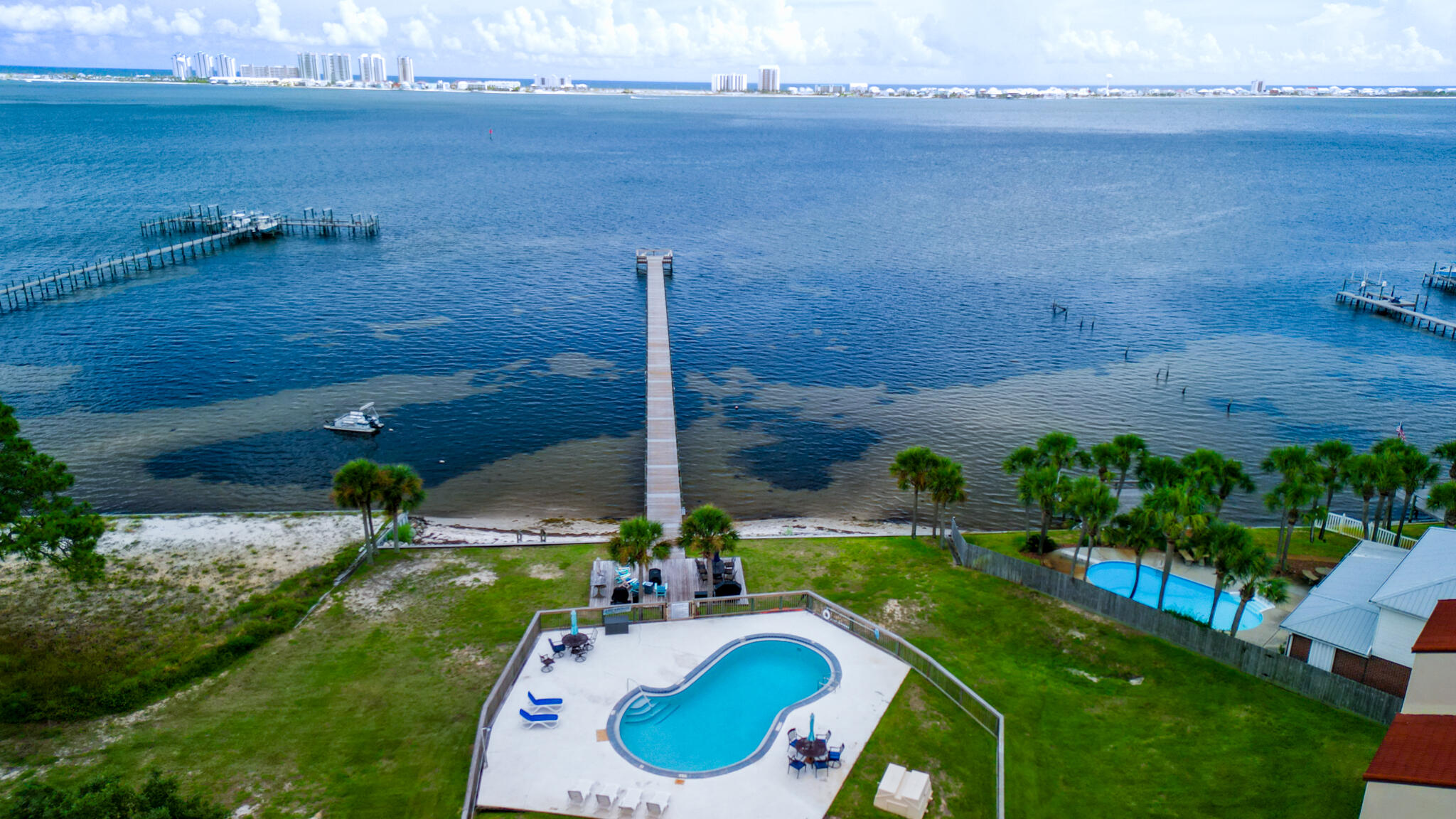 SAFE HARBOUR VILLAGE CONDO - Residential