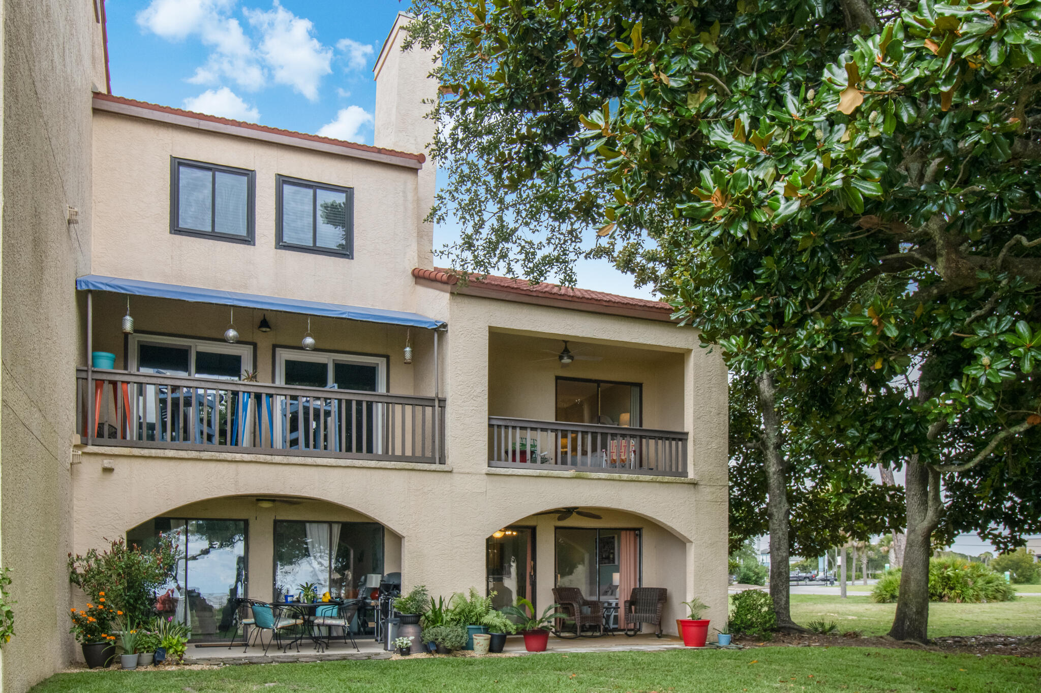 SAFE HARBOUR VILLAGE CONDO - Residential