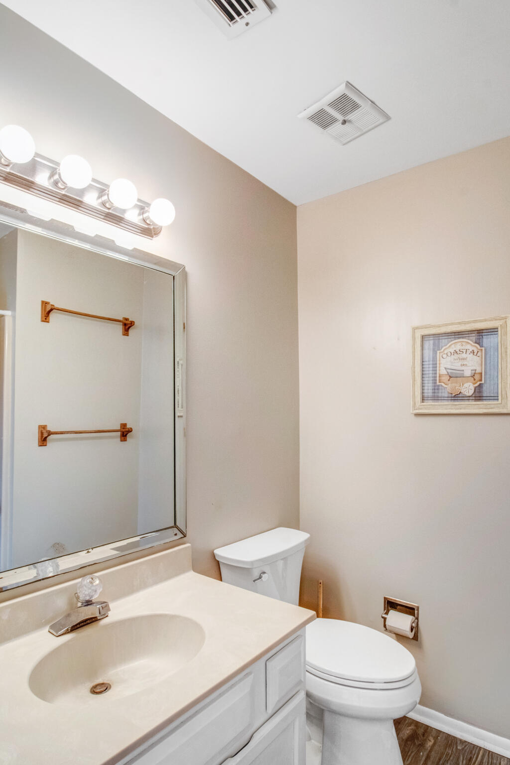 SAFE HARBOUR VILLAGE CONDO - Residential