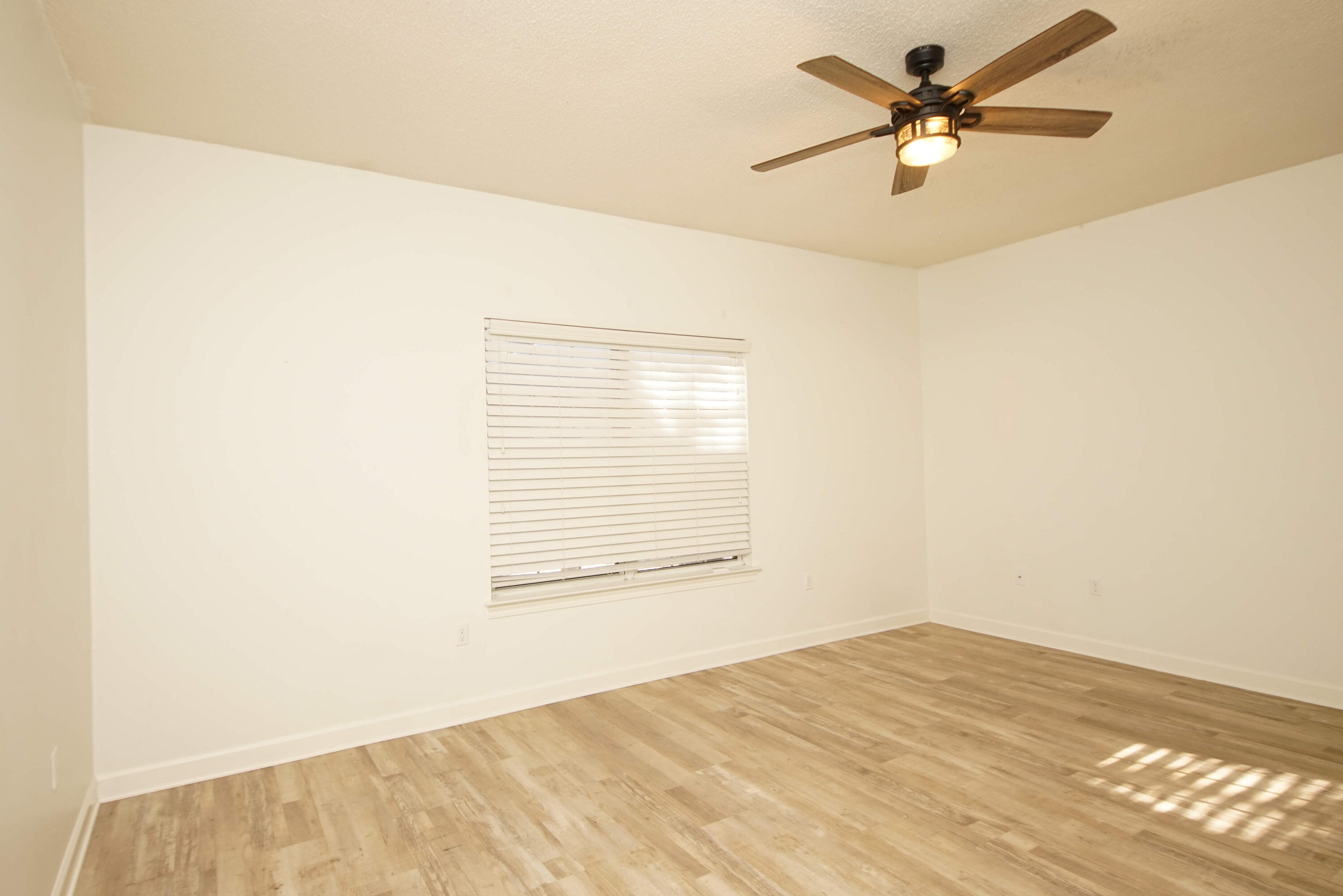 CROSSINGS AT BLUEWATER BAY - Residential