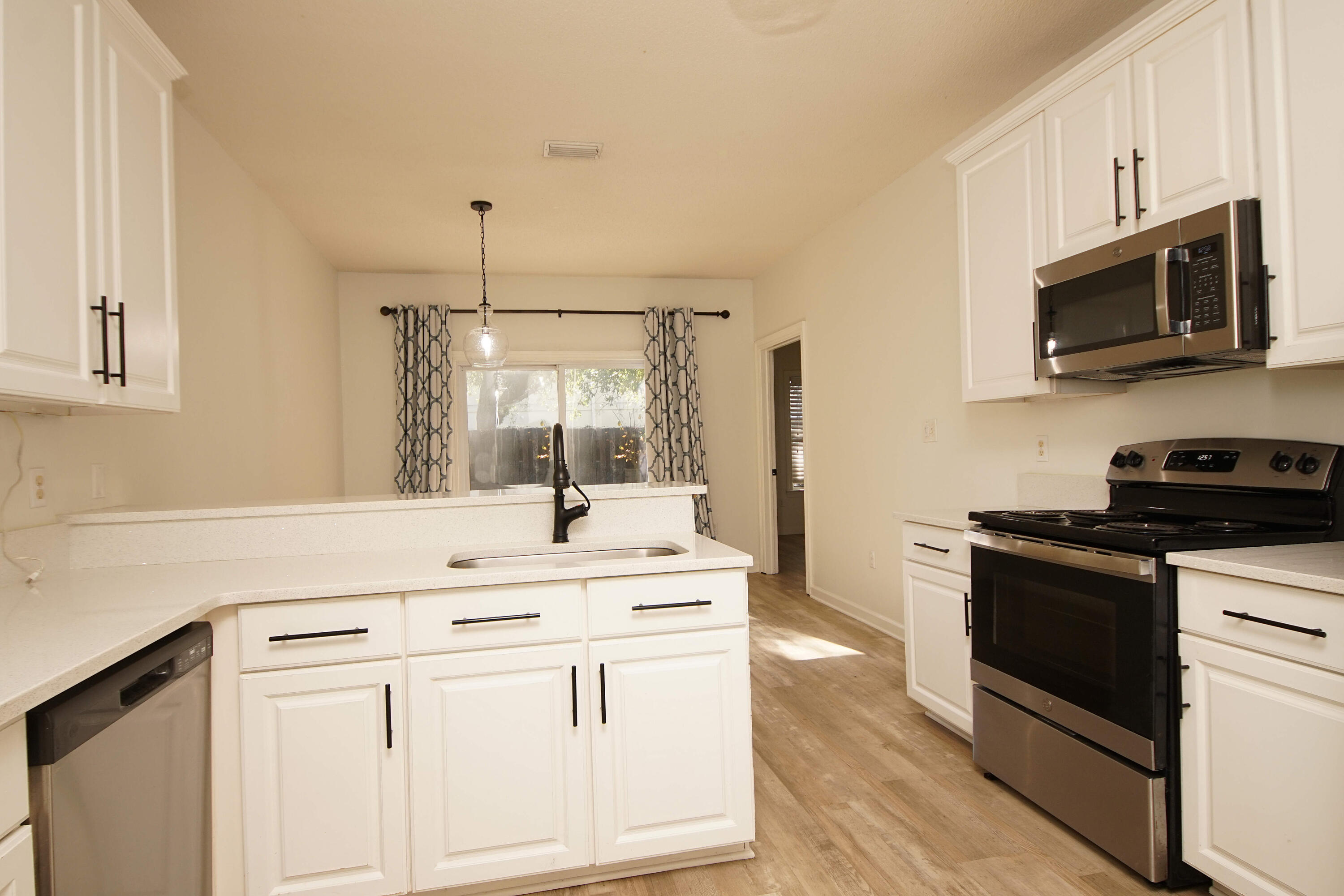 CROSSINGS AT BLUEWATER BAY - Residential