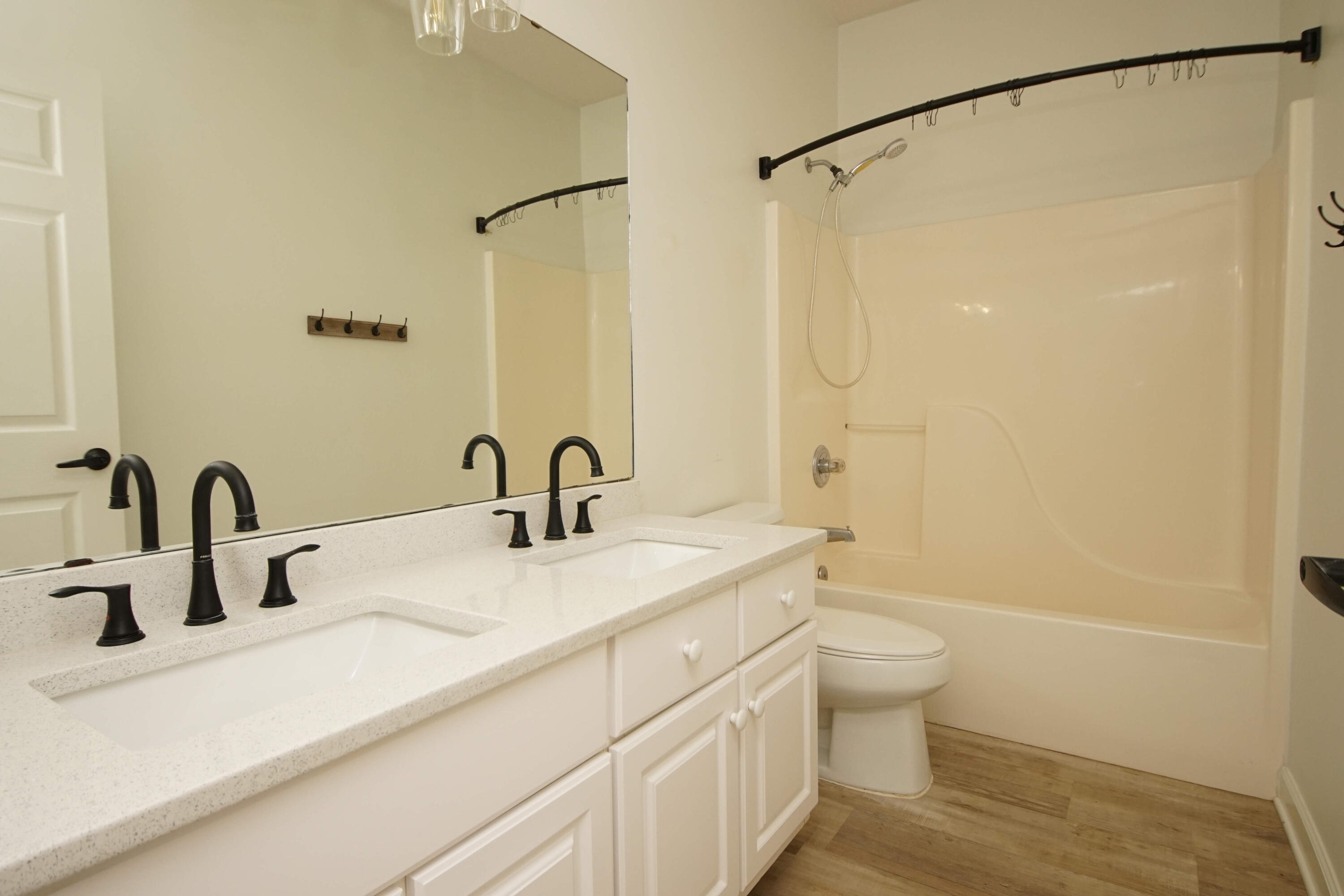 CROSSINGS AT BLUEWATER BAY - Residential