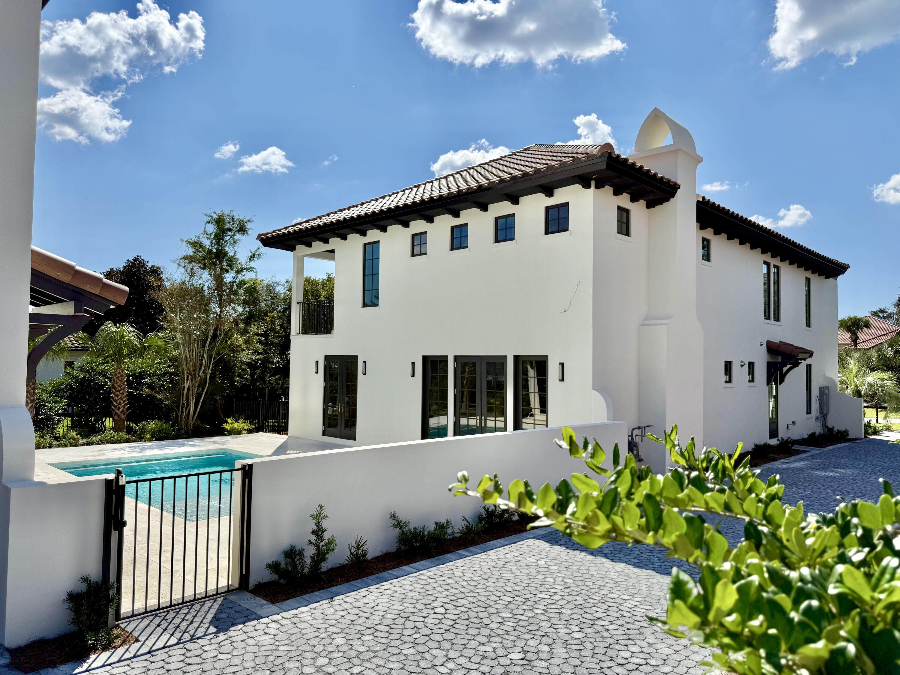BellaMar at Gulf Place - Residential
