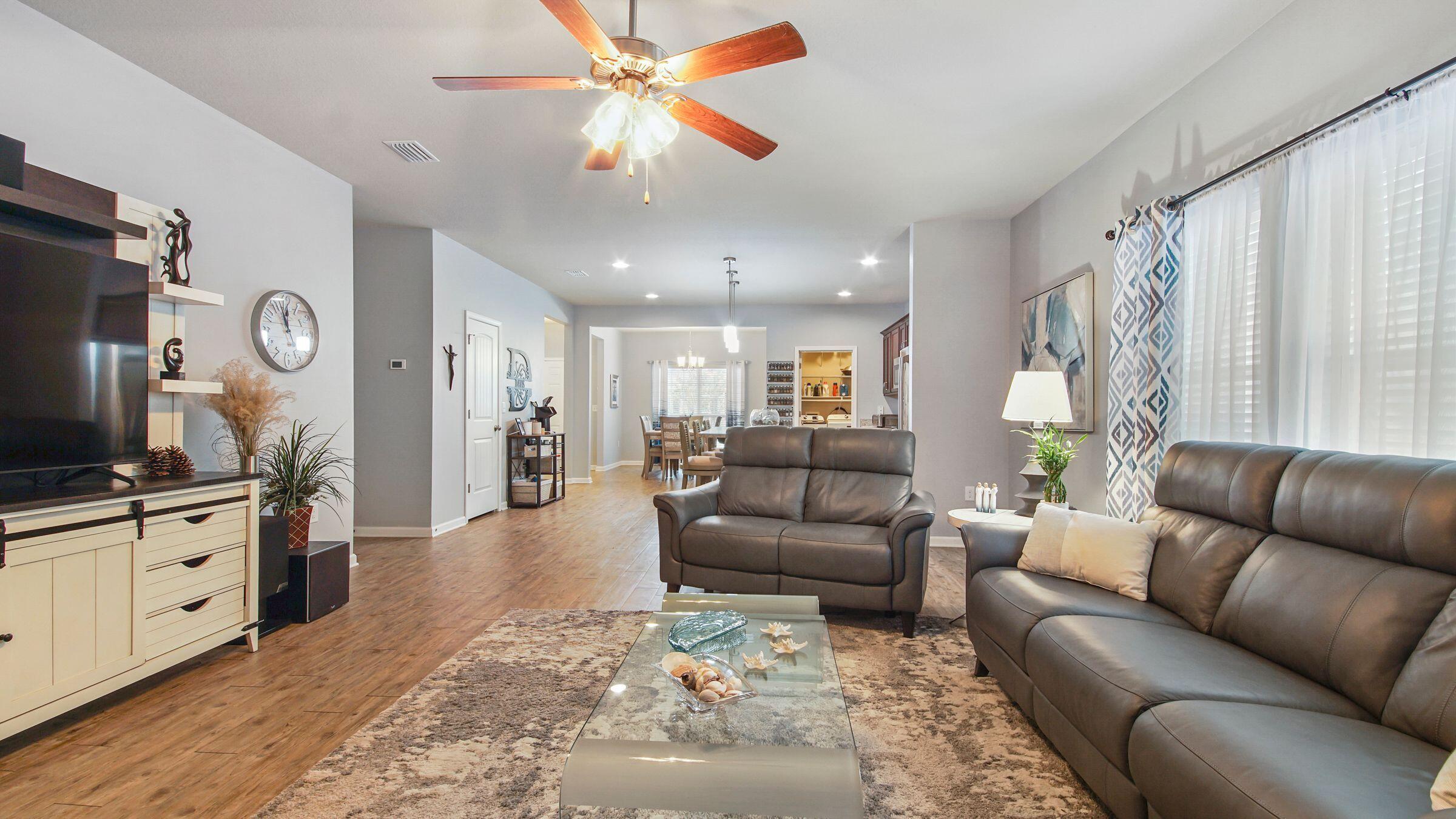 HAMMOCK BAY - Residential