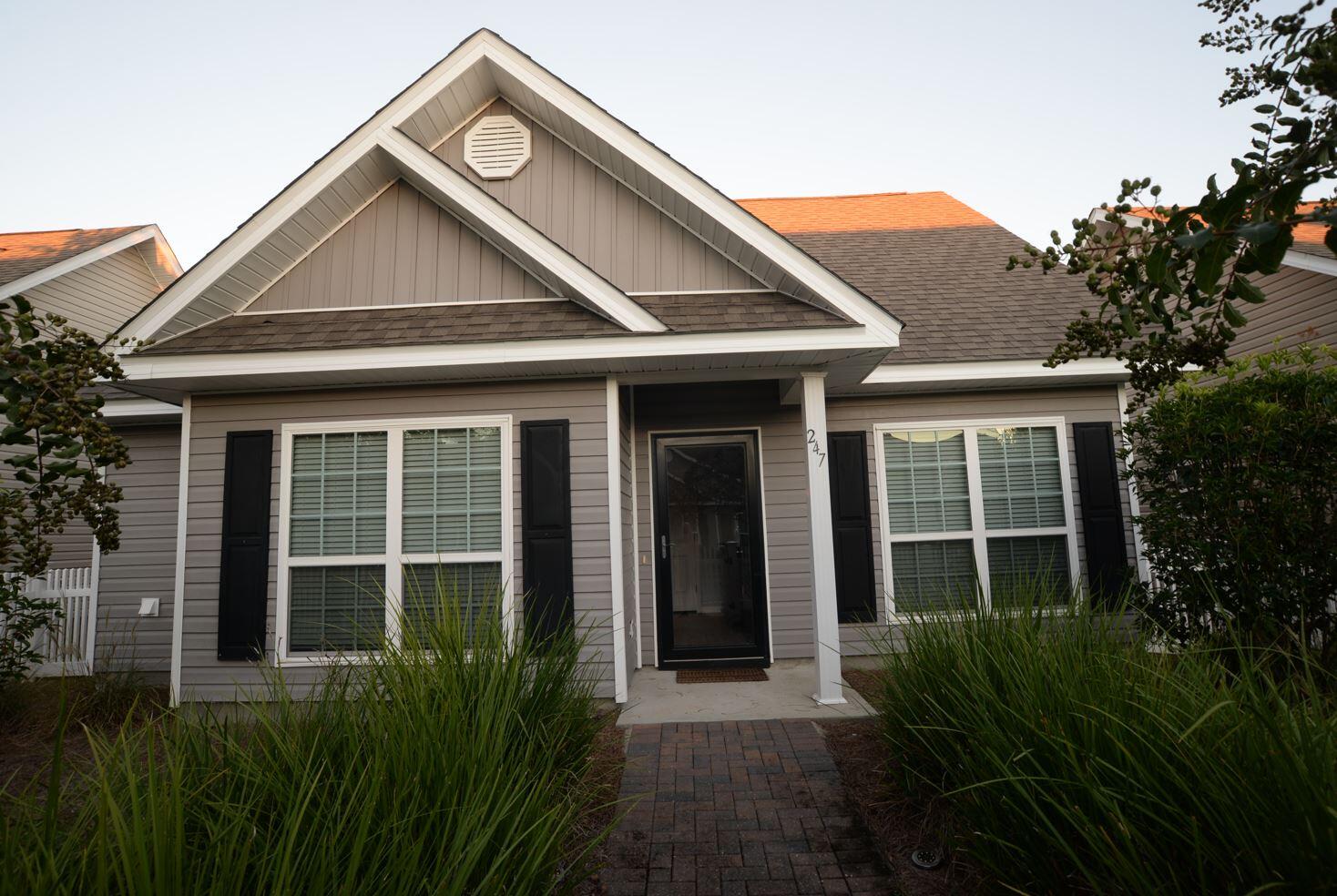 HAMMOCK BAY - Residential