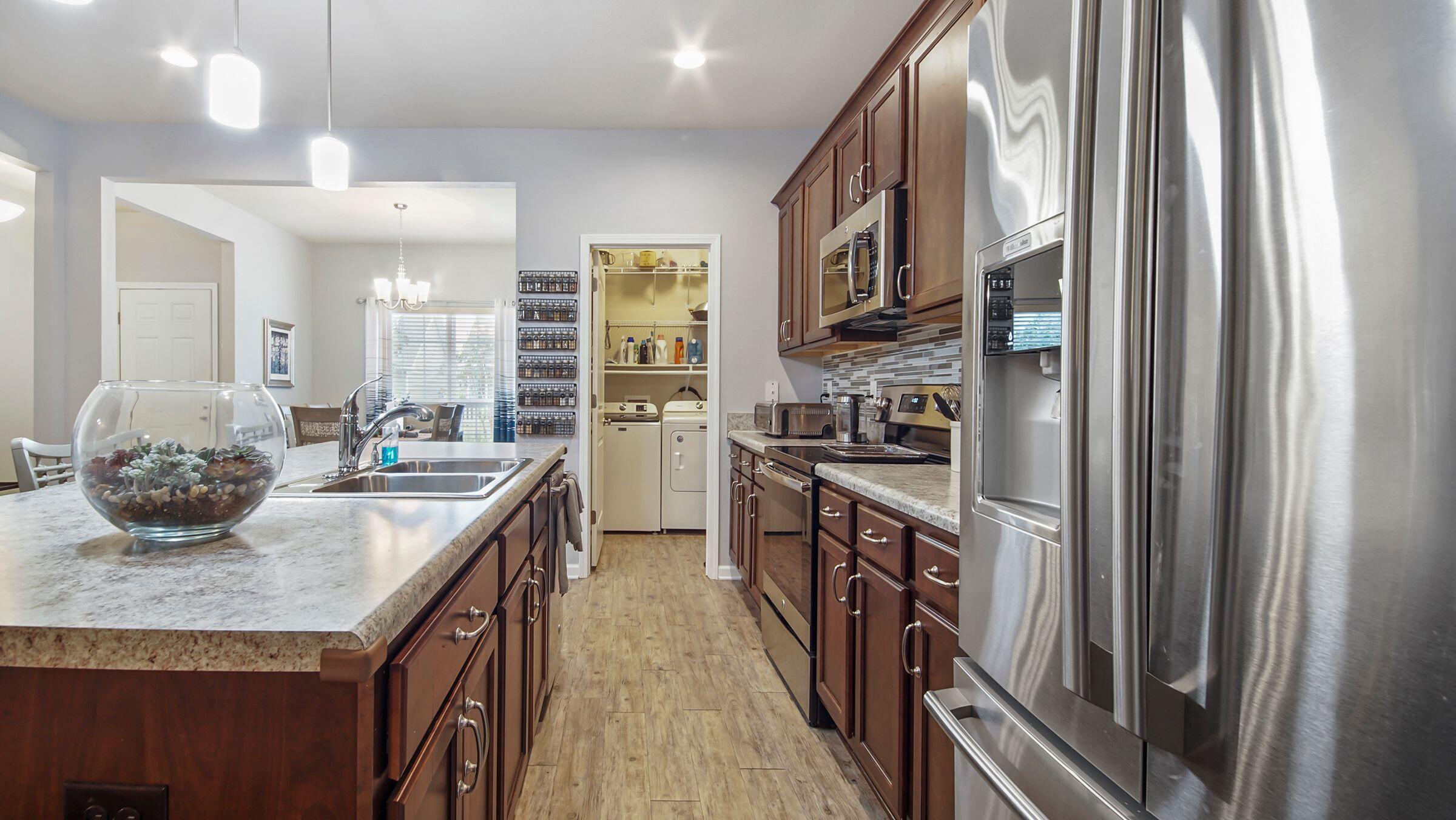 HAMMOCK BAY - Residential