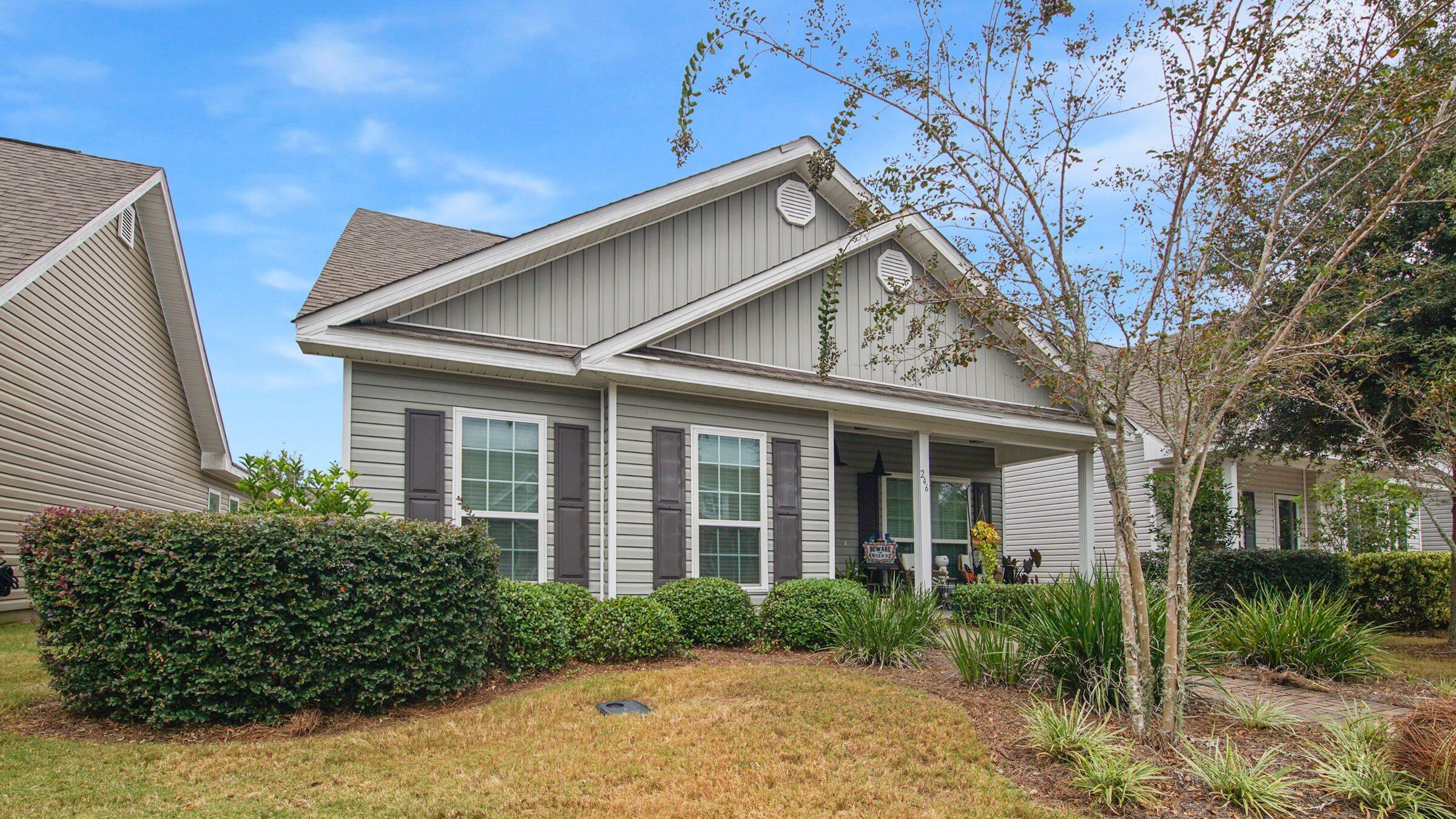 HAMMOCK BAY - Residential