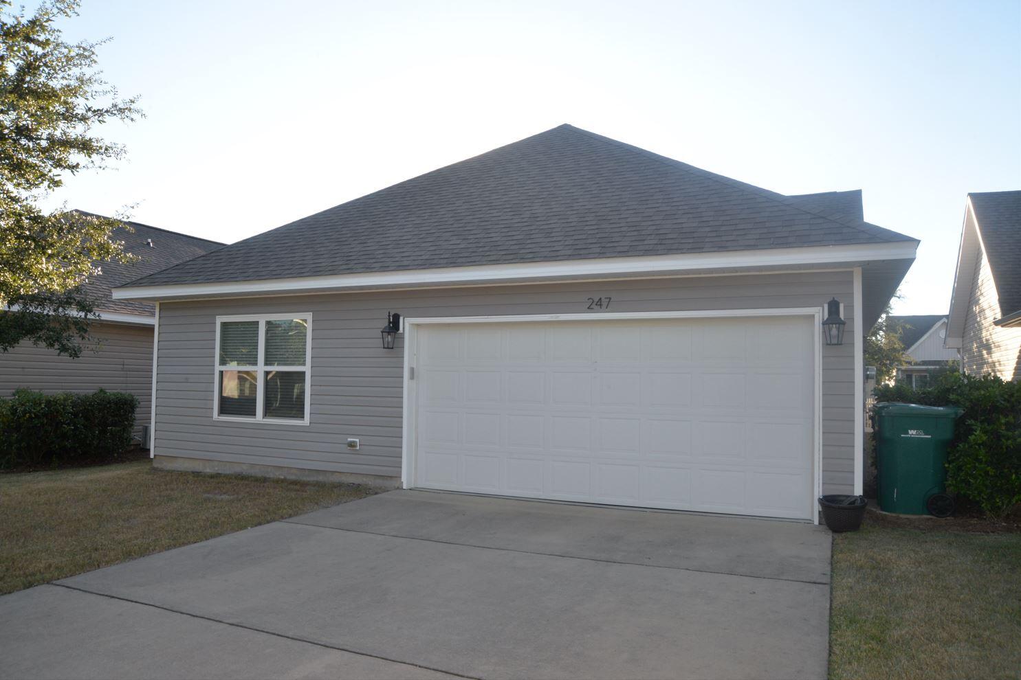 HAMMOCK BAY - Residential