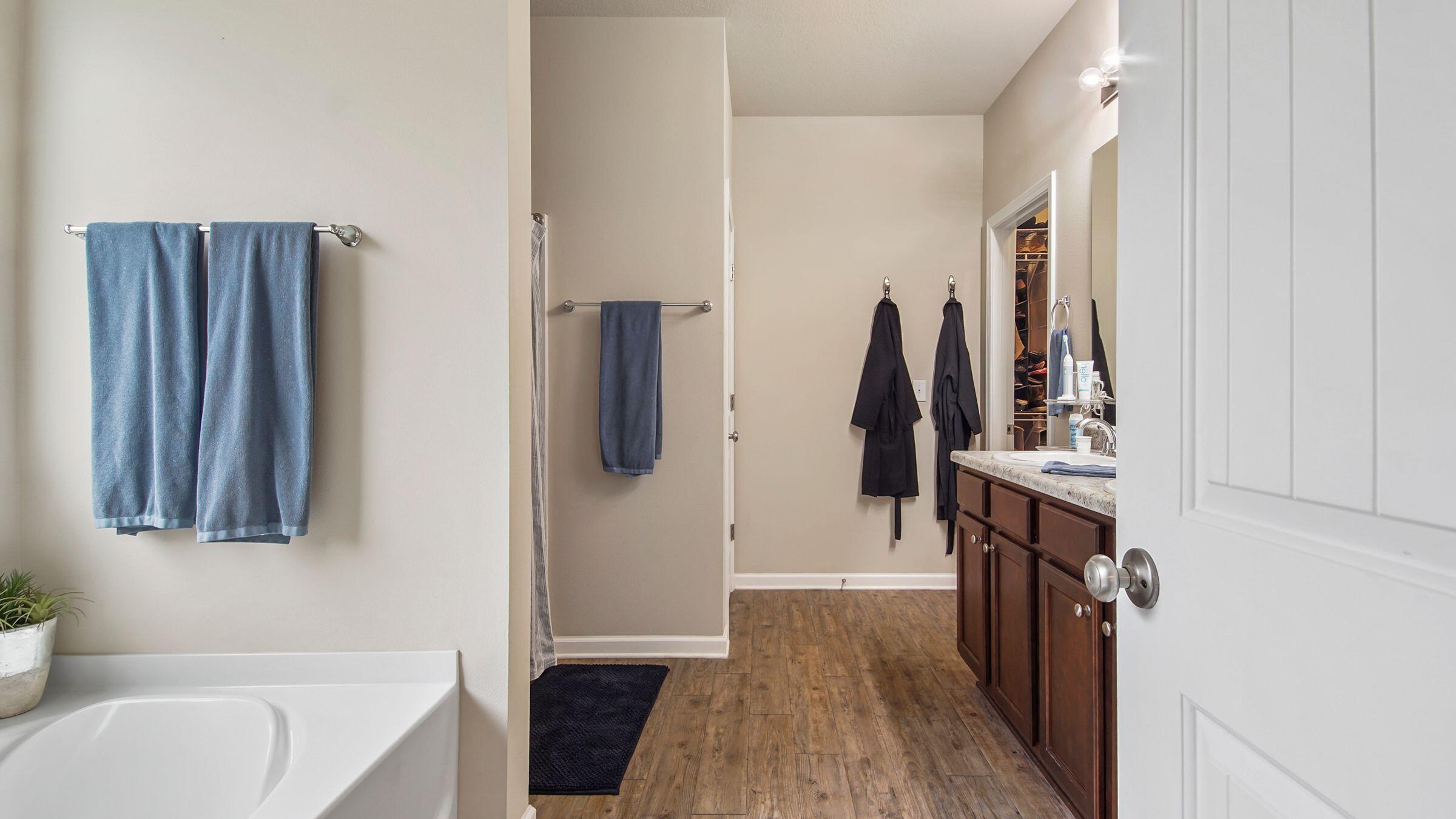 HAMMOCK BAY - Residential