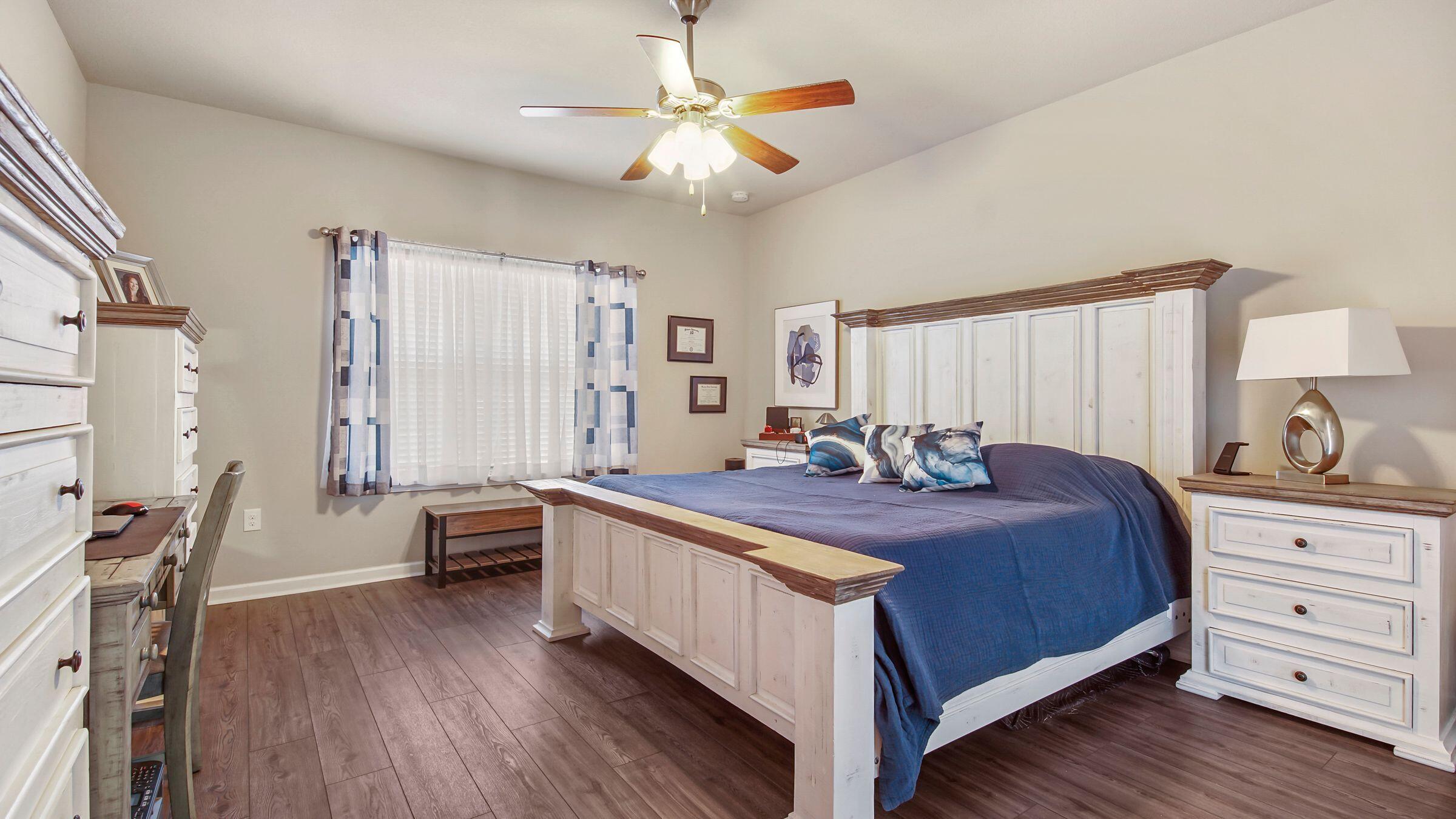 HAMMOCK BAY - Residential