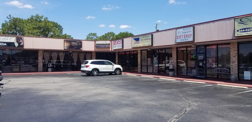 Nice office space in retail/office center called Park Place Place. Located across the street from the Santa Rosa Mall. Unit is a breeze way unit on the left side of the complex and has 3 offices, 2 large open rooms, reception area, and 1 restroom. All utilities are separately metered. CAM is $150 per month. Will also lease for $695 per month.