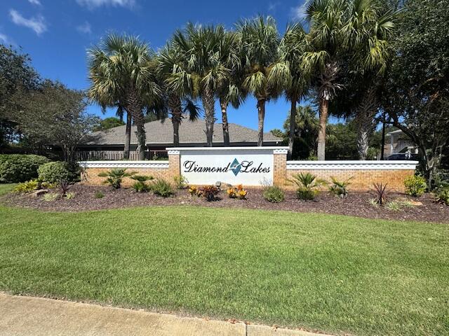DIAMOND LAKES - Residential Lease
