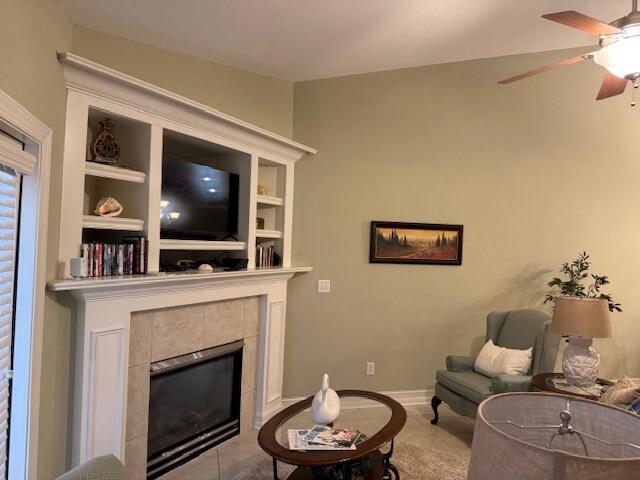 DIAMOND LAKES - Residential Lease