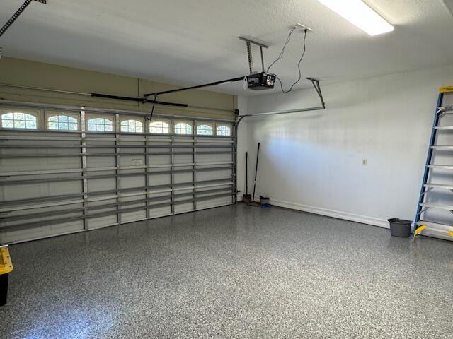 DIAMOND LAKES - Residential Lease