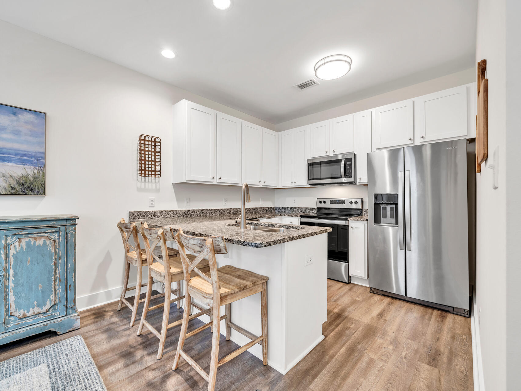 HIDDEN LAKE CONDOMINIUM - Residential
