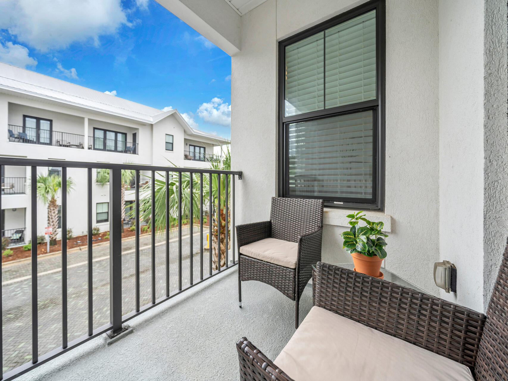 HIDDEN LAKE CONDOMINIUM - Residential
