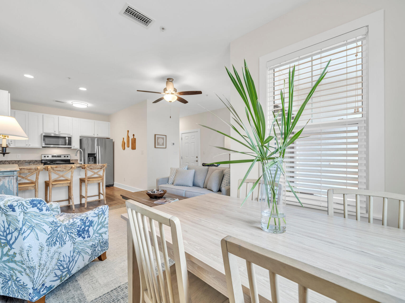 HIDDEN LAKE CONDOMINIUM - Residential