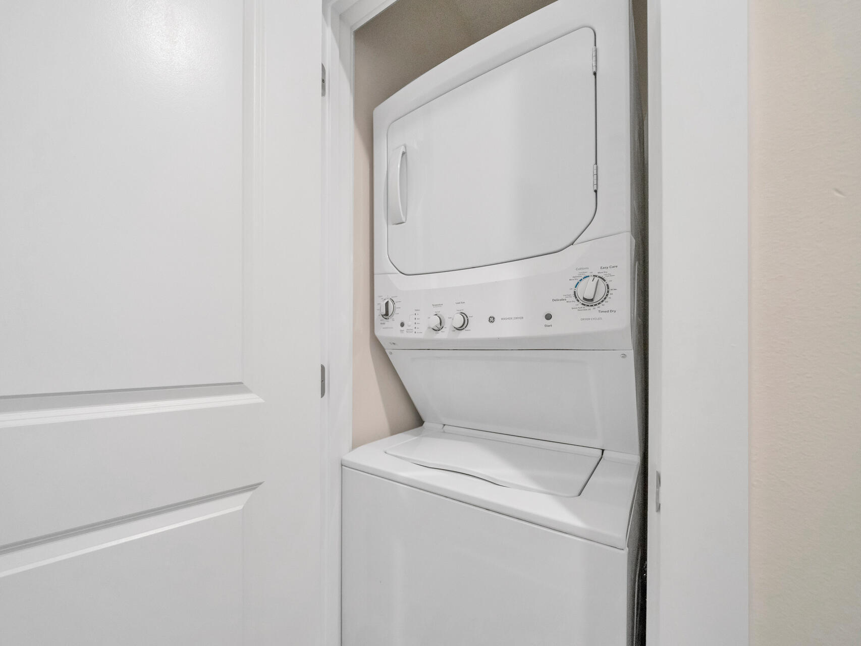 HIDDEN LAKE CONDOMINIUM - Residential