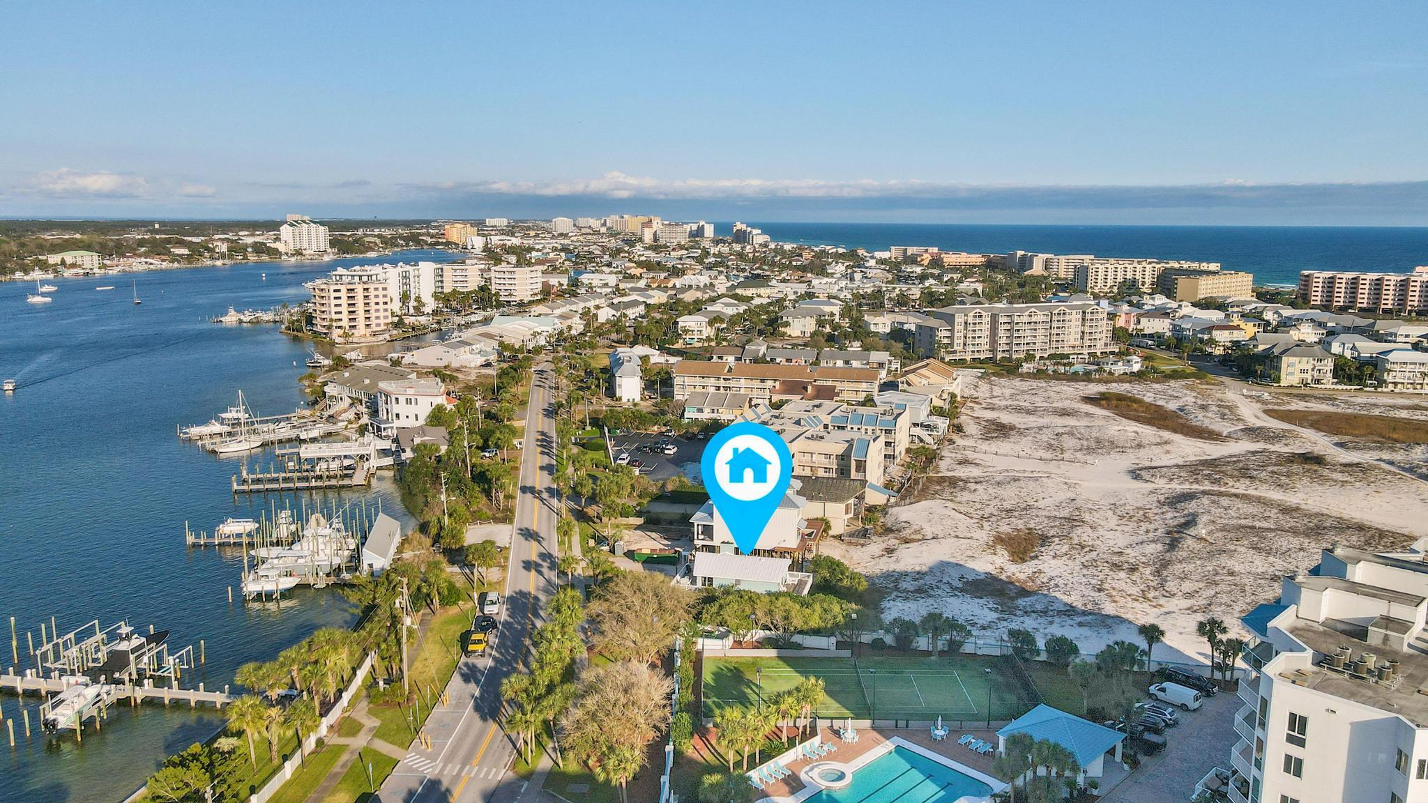 HOLIDAY ISLE - Residential