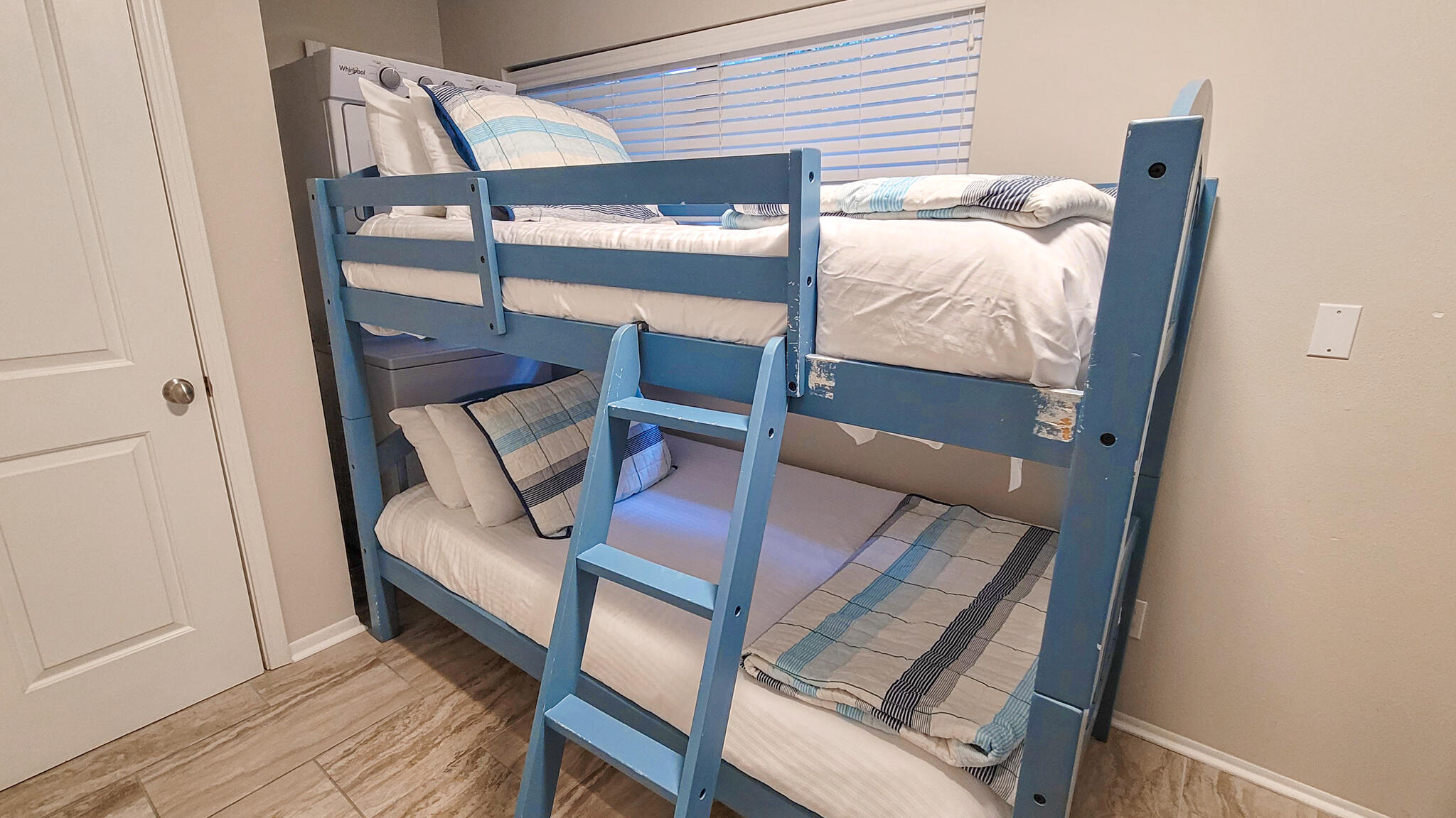 HOLIDAY ISLE - Residential