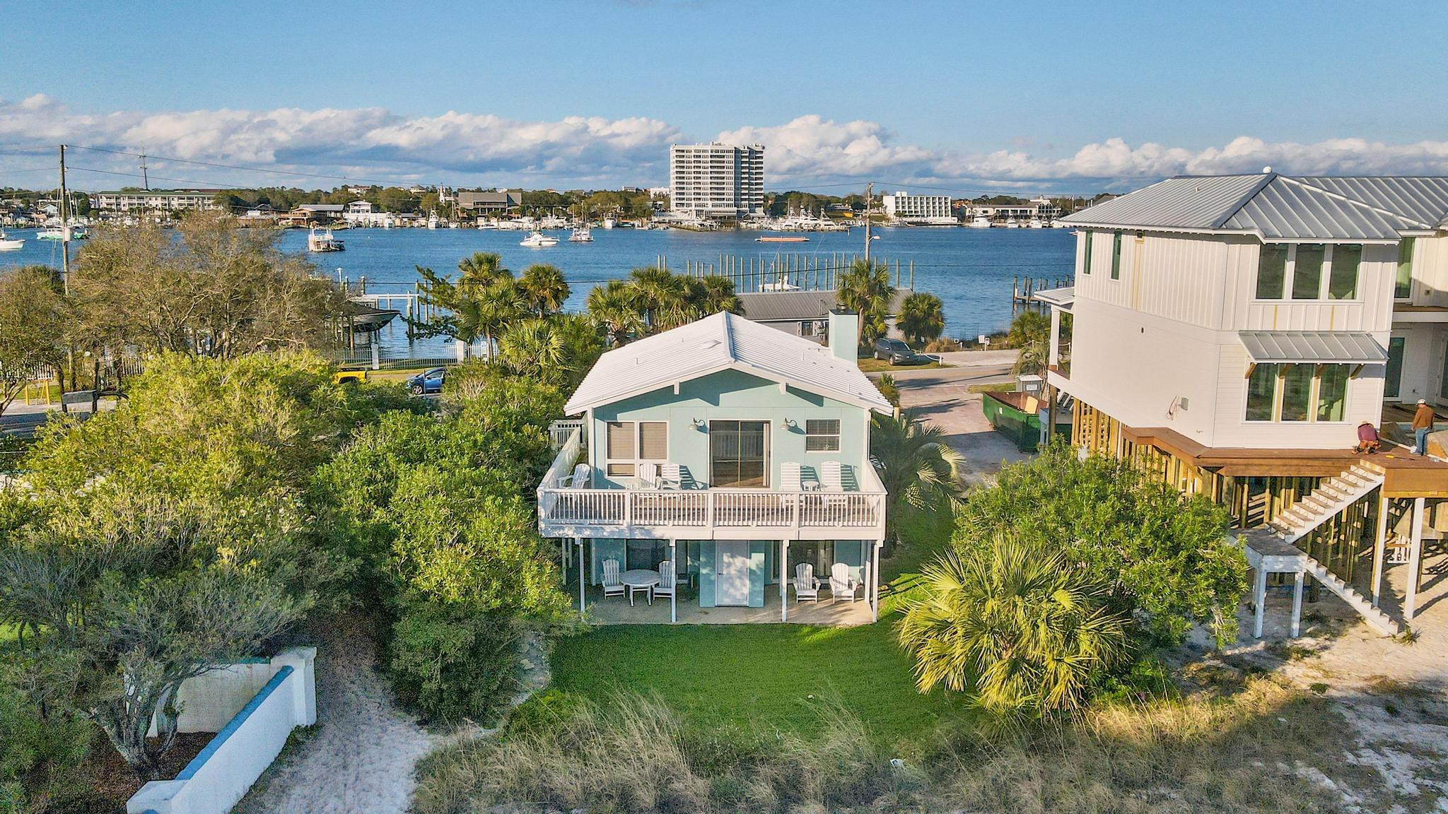 HOLIDAY ISLE - Residential