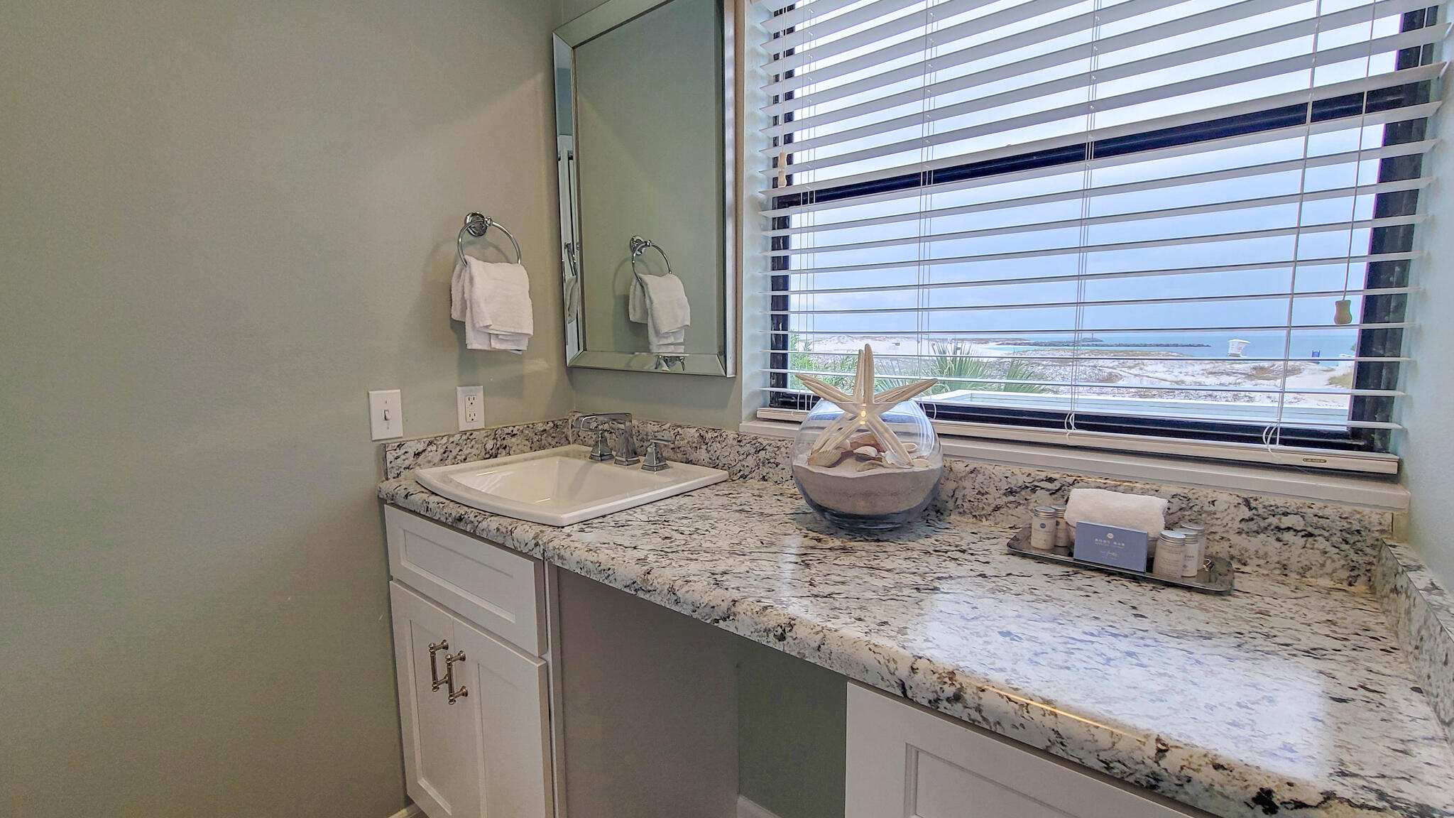 HOLIDAY ISLE - Residential