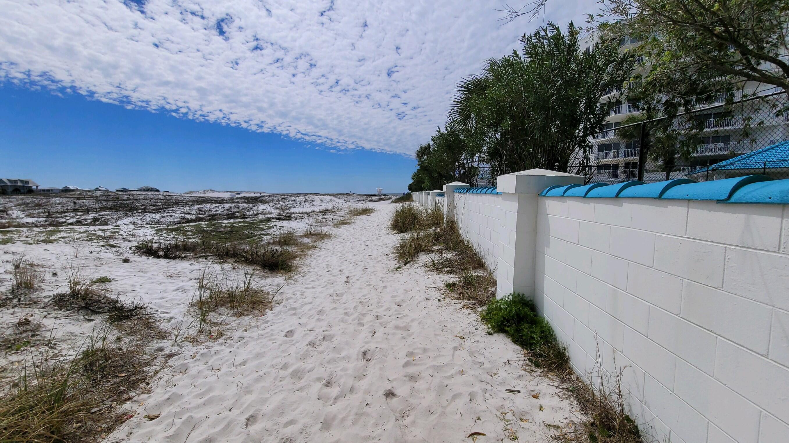 HOLIDAY ISLE - Residential