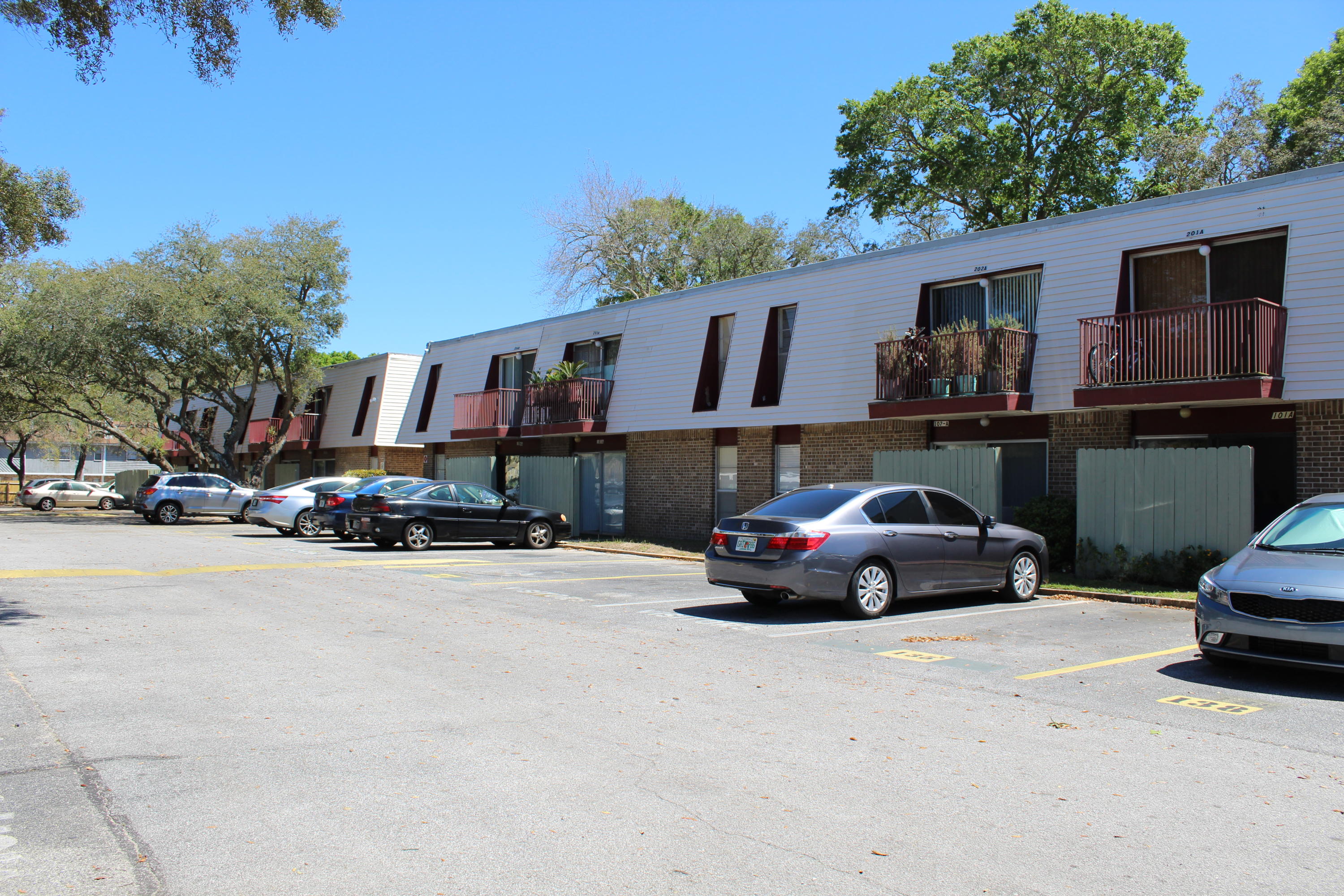 Pier One - Residential