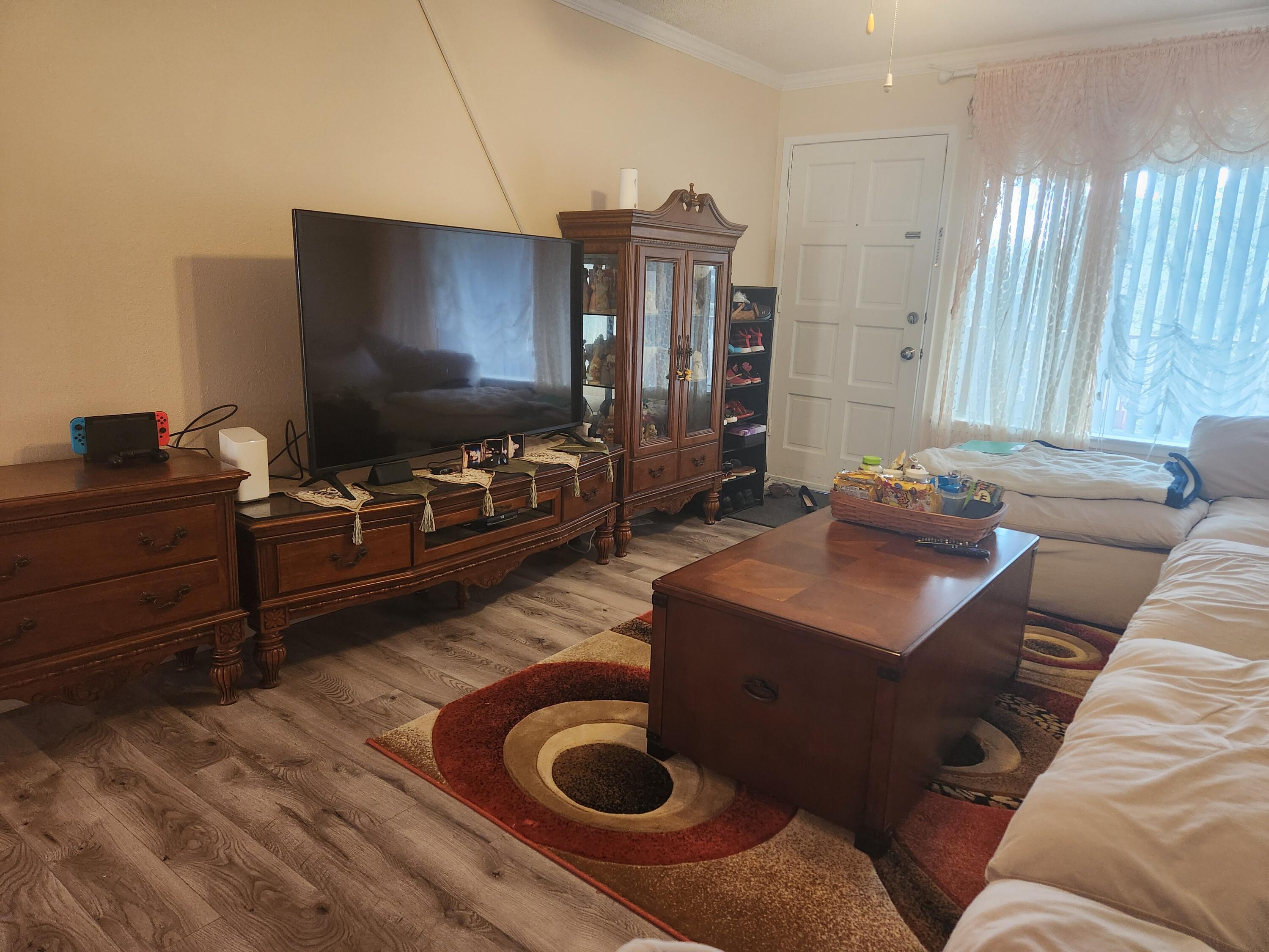 Pier One - Residential