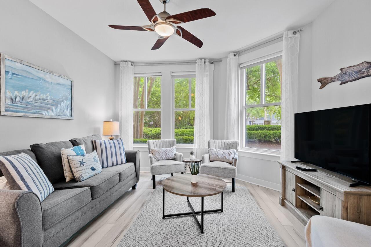 BAHIA CONDO - Residential