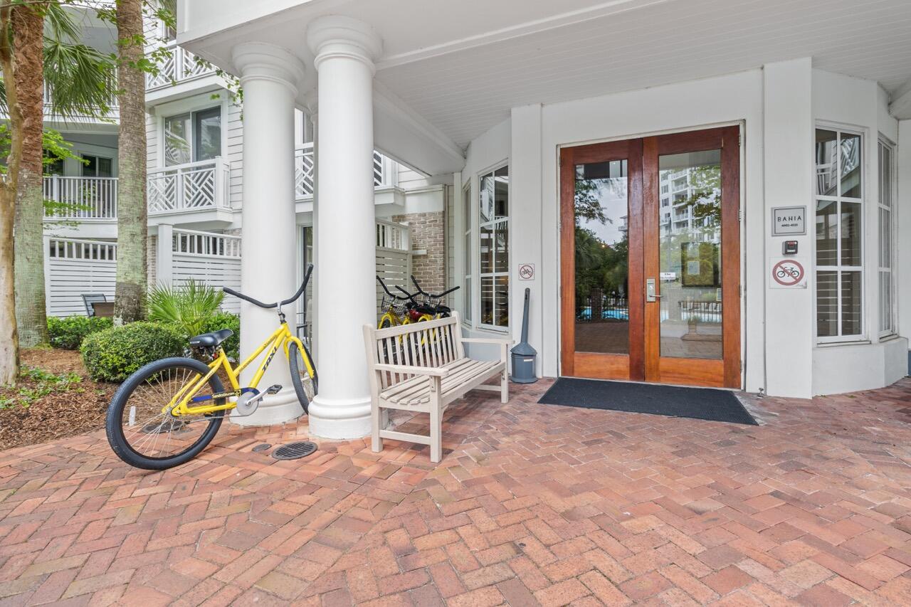 BAHIA CONDO - Residential