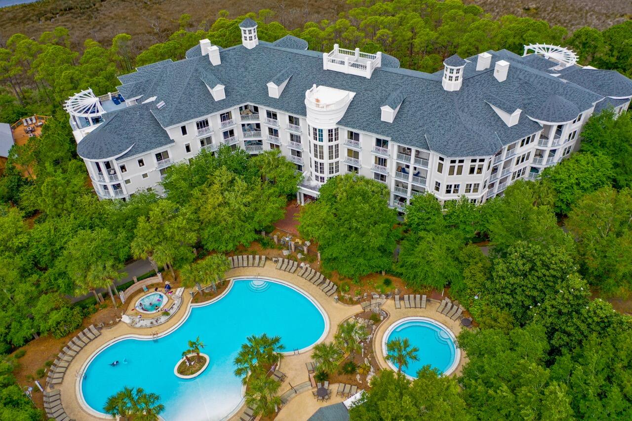 BAHIA CONDO - Residential