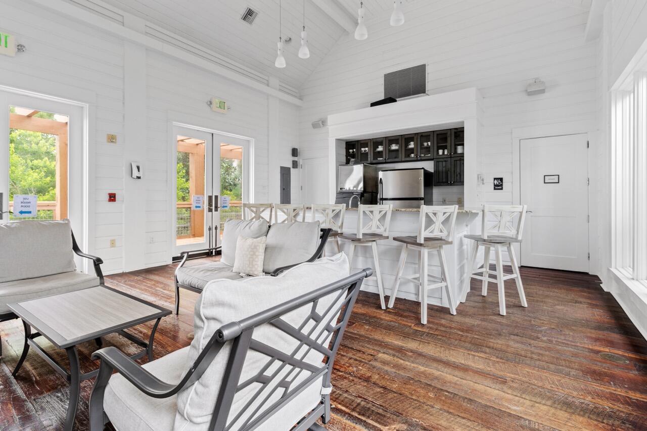 BAHIA CONDO - Residential