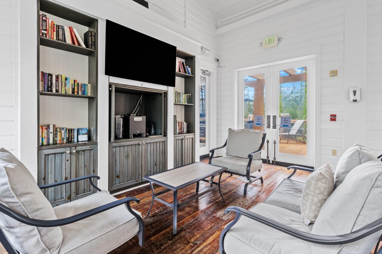 BAHIA CONDO - Residential