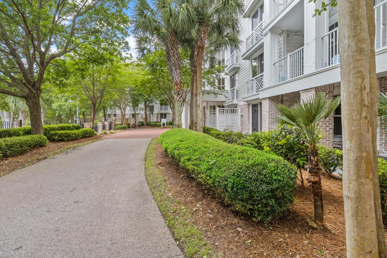 BAHIA CONDO - Residential