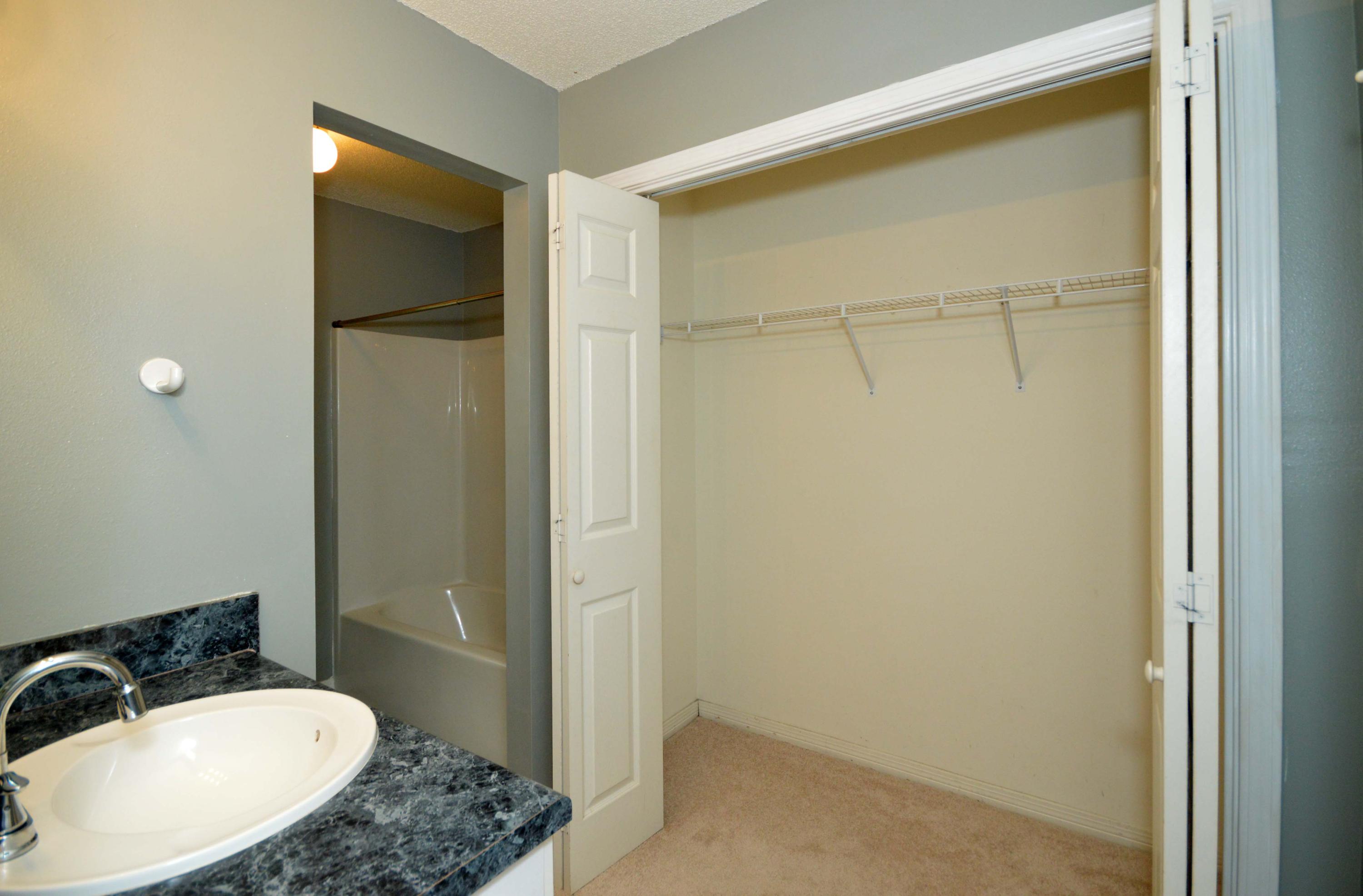 Meets & Bounds - Residential